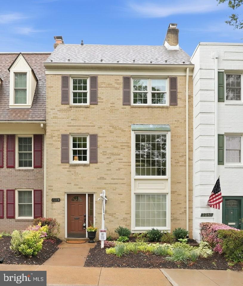HALLCREST HEIGHTS - Residential