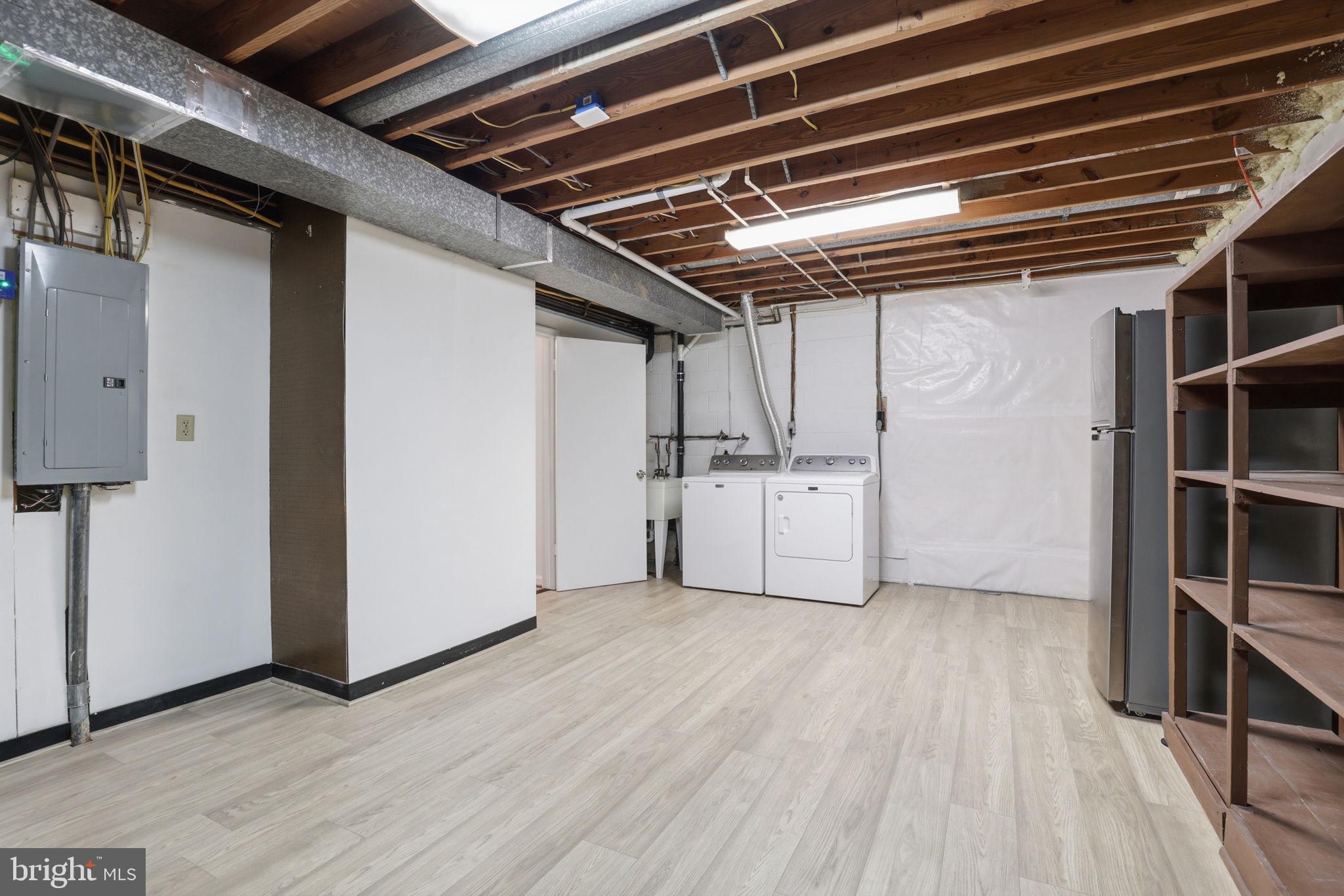 HALLCREST HEIGHTS - Residential