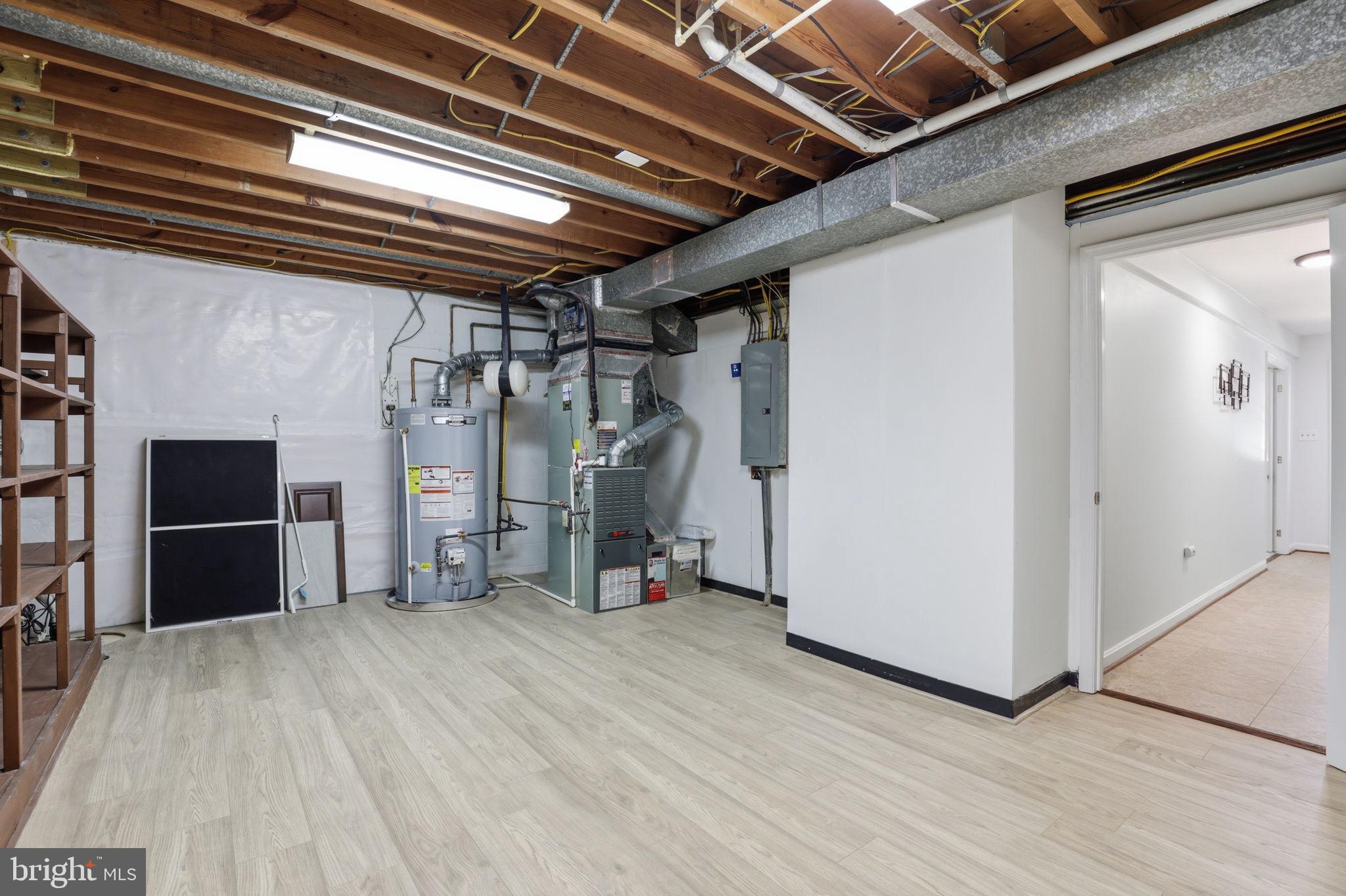 HALLCREST HEIGHTS - Residential