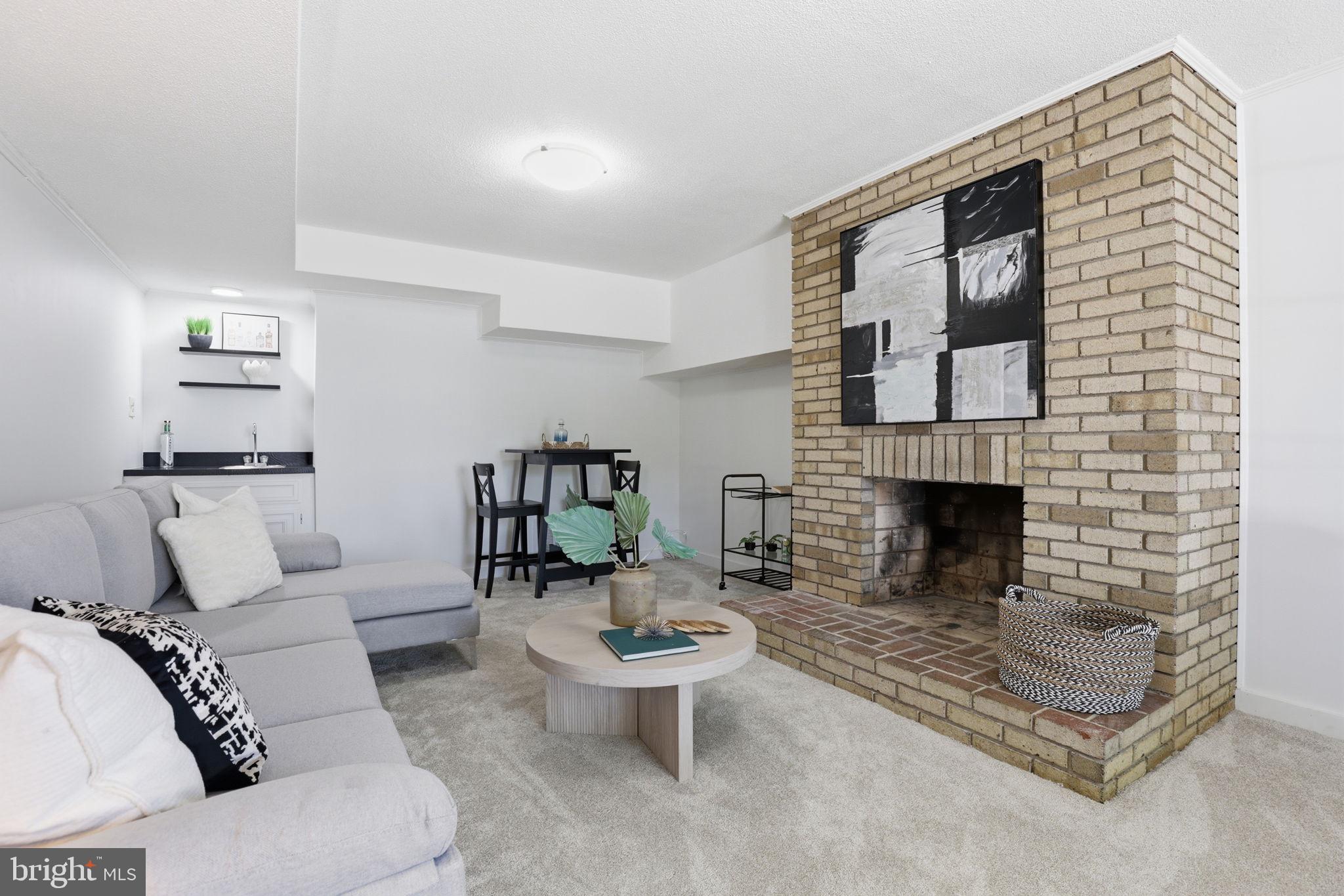 HALLCREST HEIGHTS - Residential