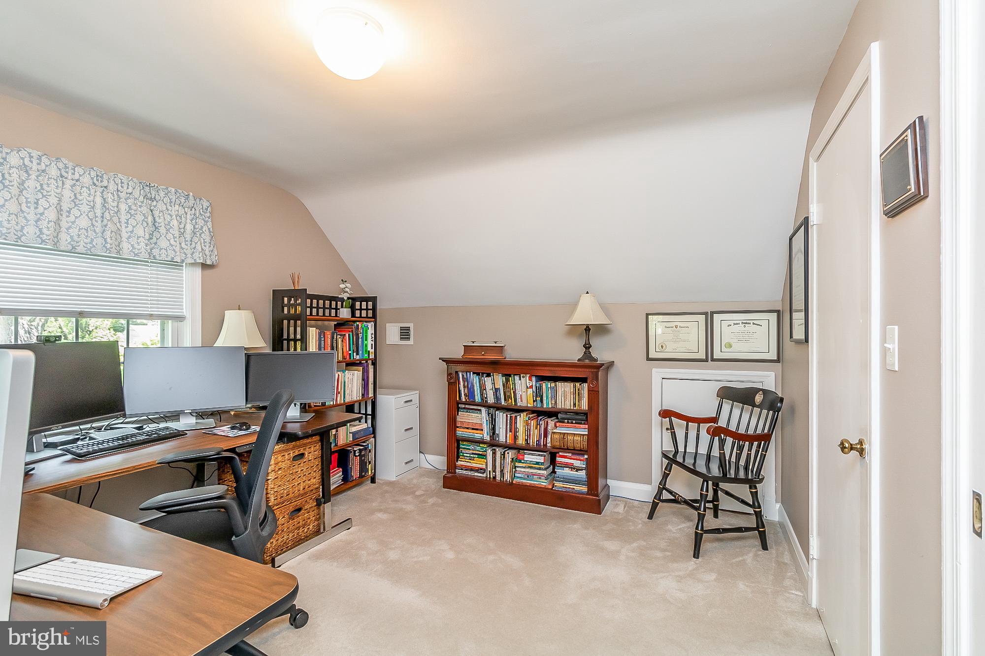 STONELEIGH - Residential