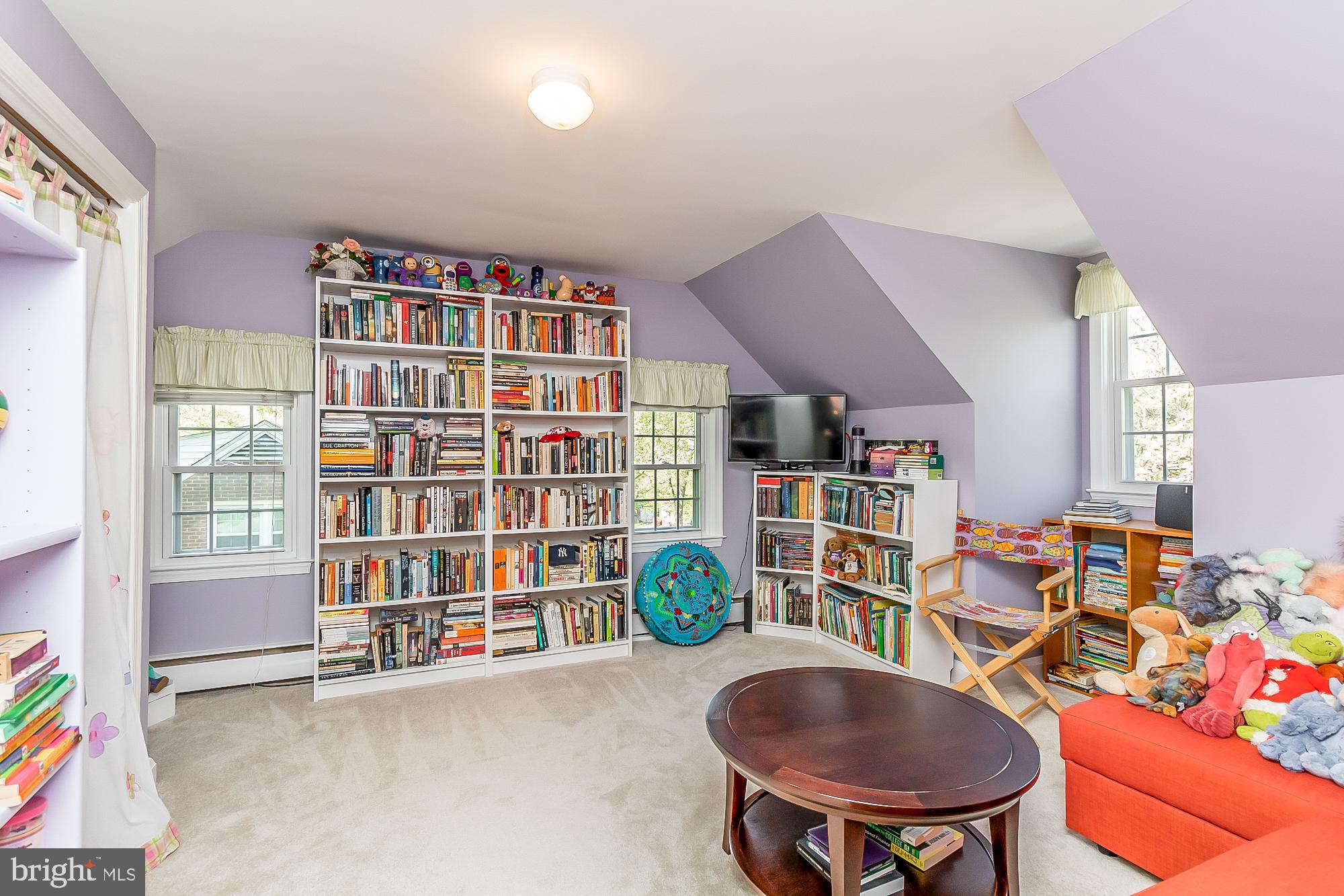 STONELEIGH - Residential