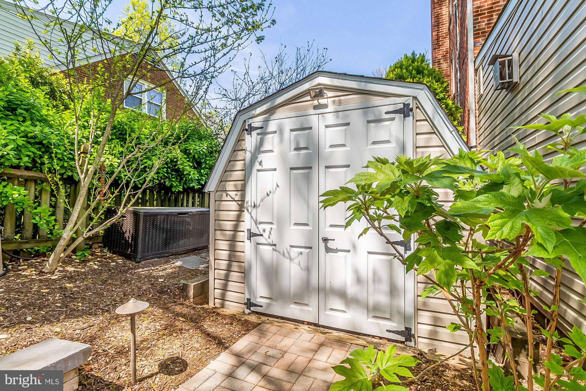 STONELEIGH - Residential