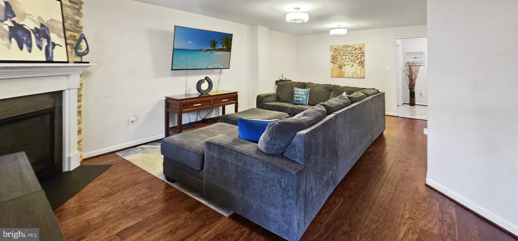 5353 BLUE CRAB LANE