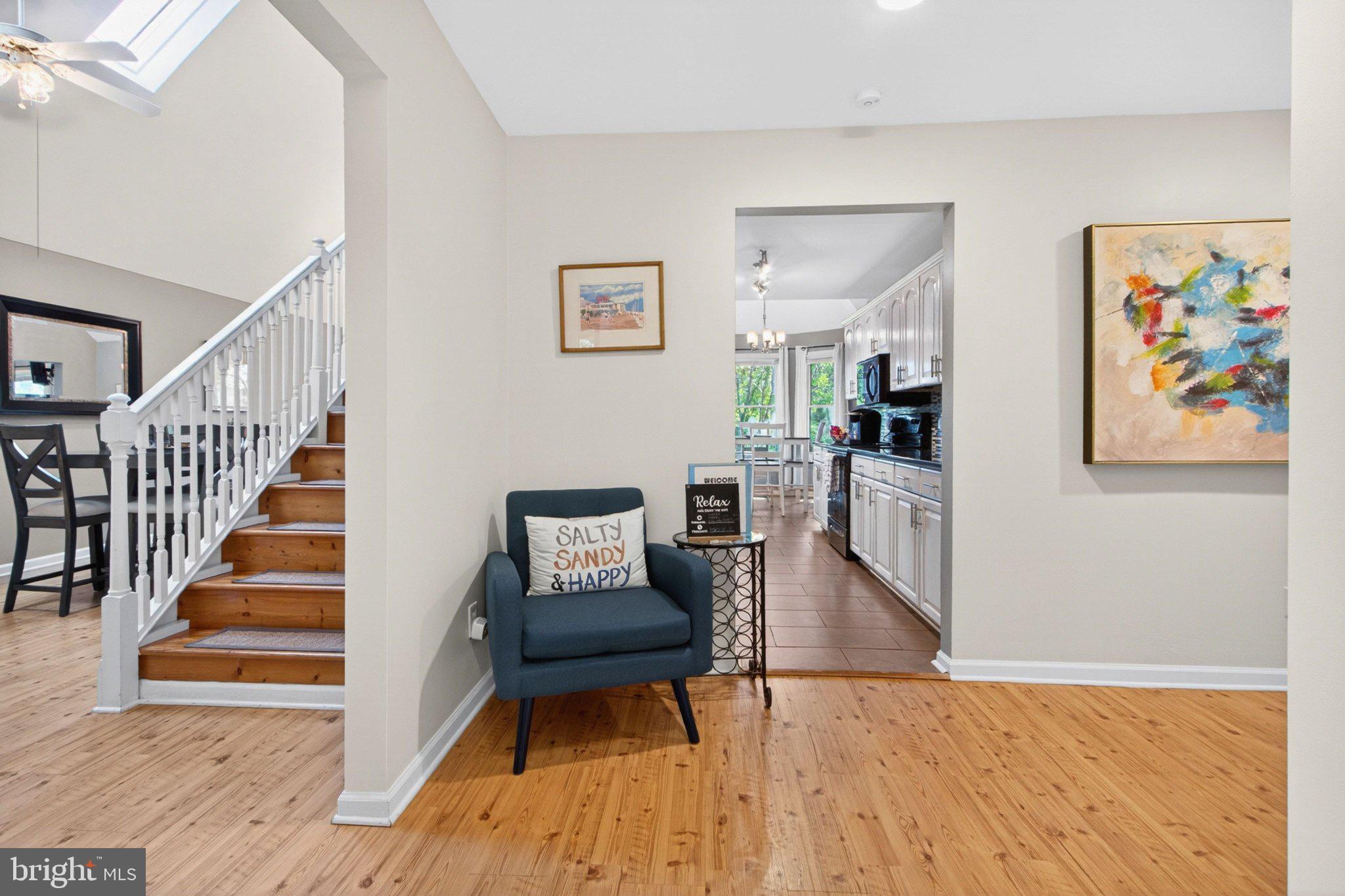 3 TALL OAKS COURT