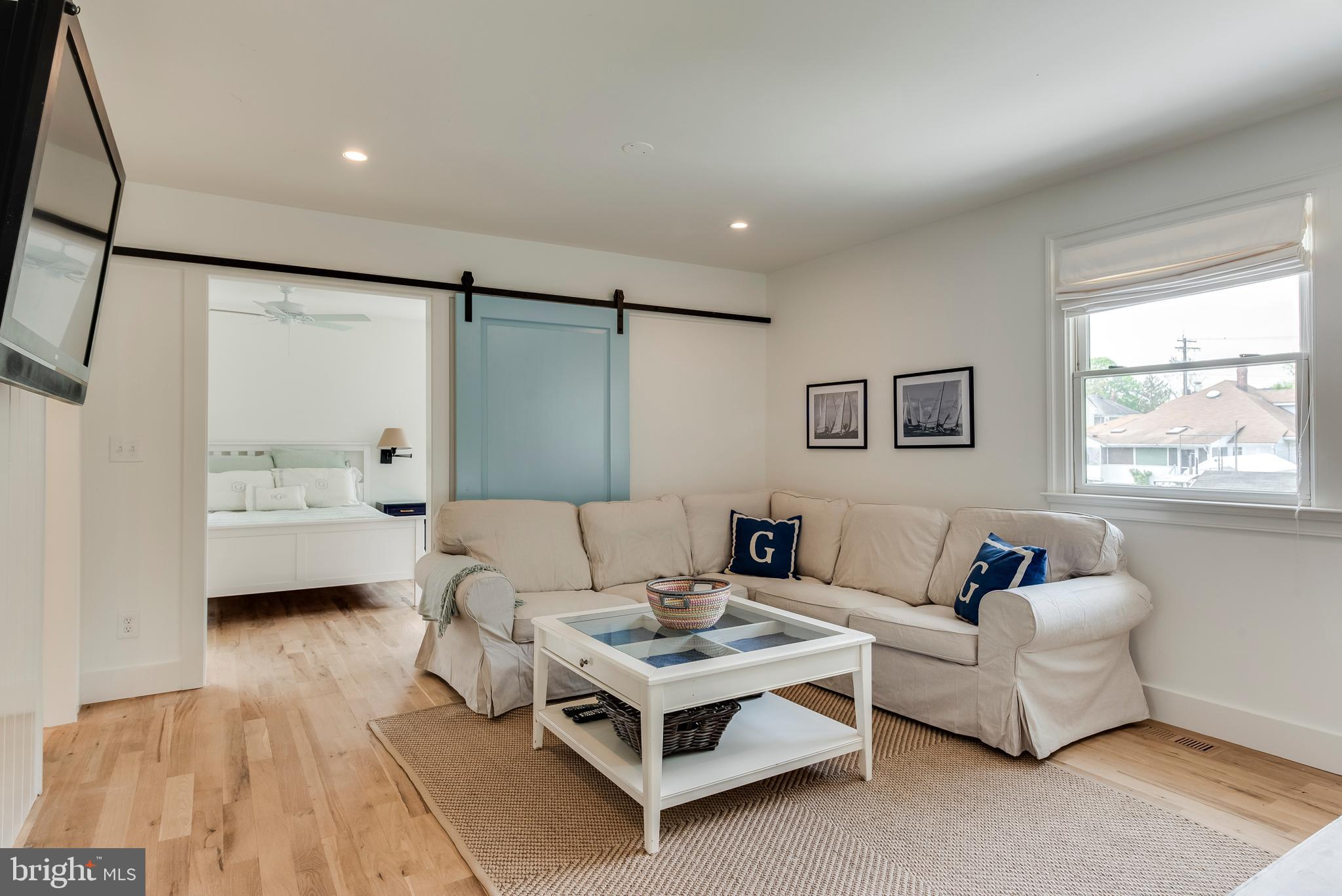 EASTPORT - Residential