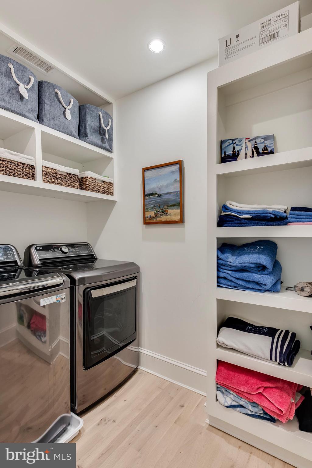 EASTPORT - Residential