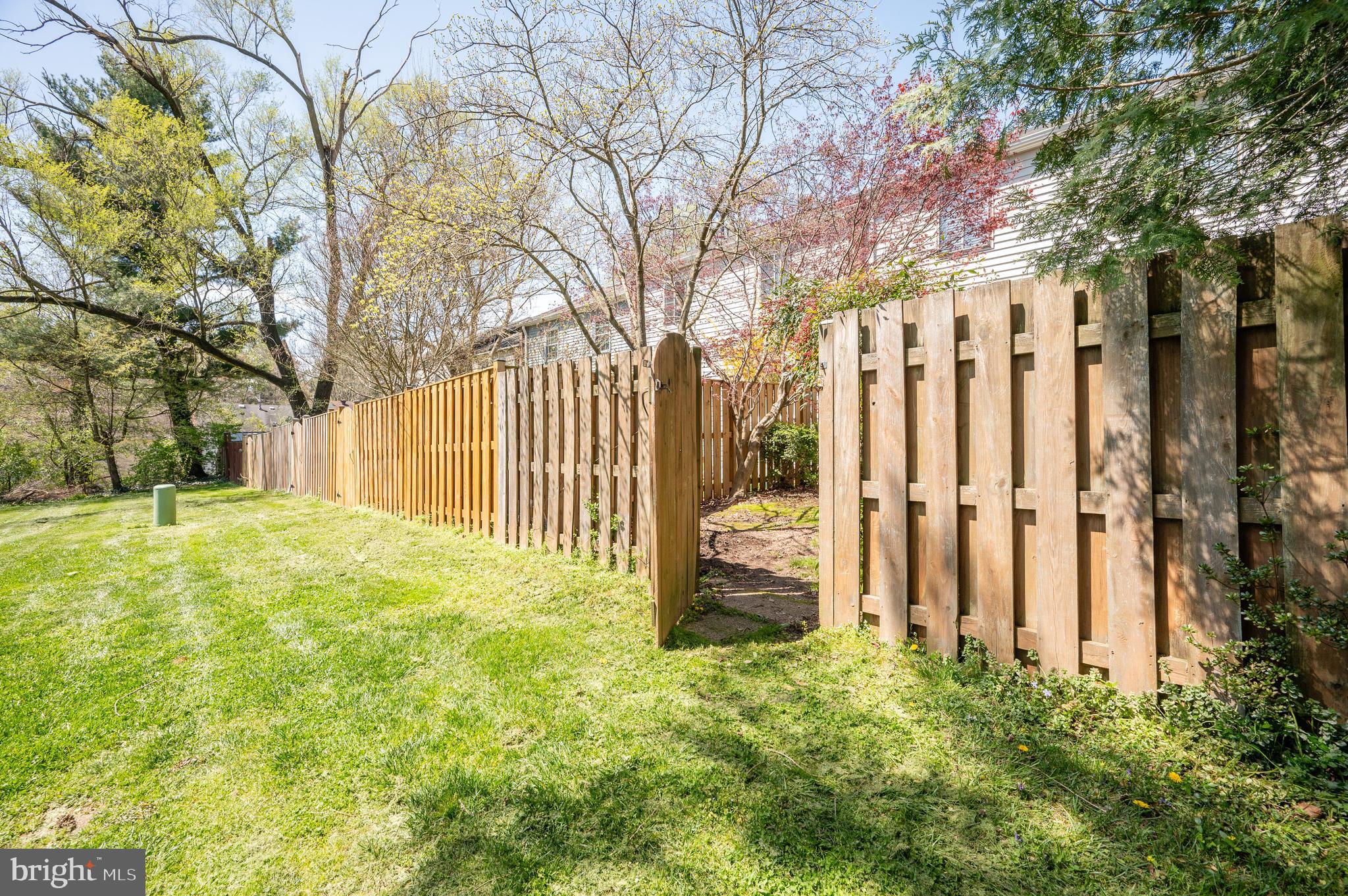 LAKE BRADDOCK - Residential