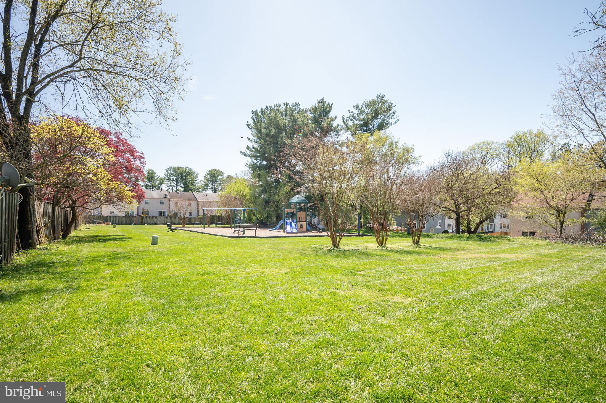 LAKE BRADDOCK - Residential