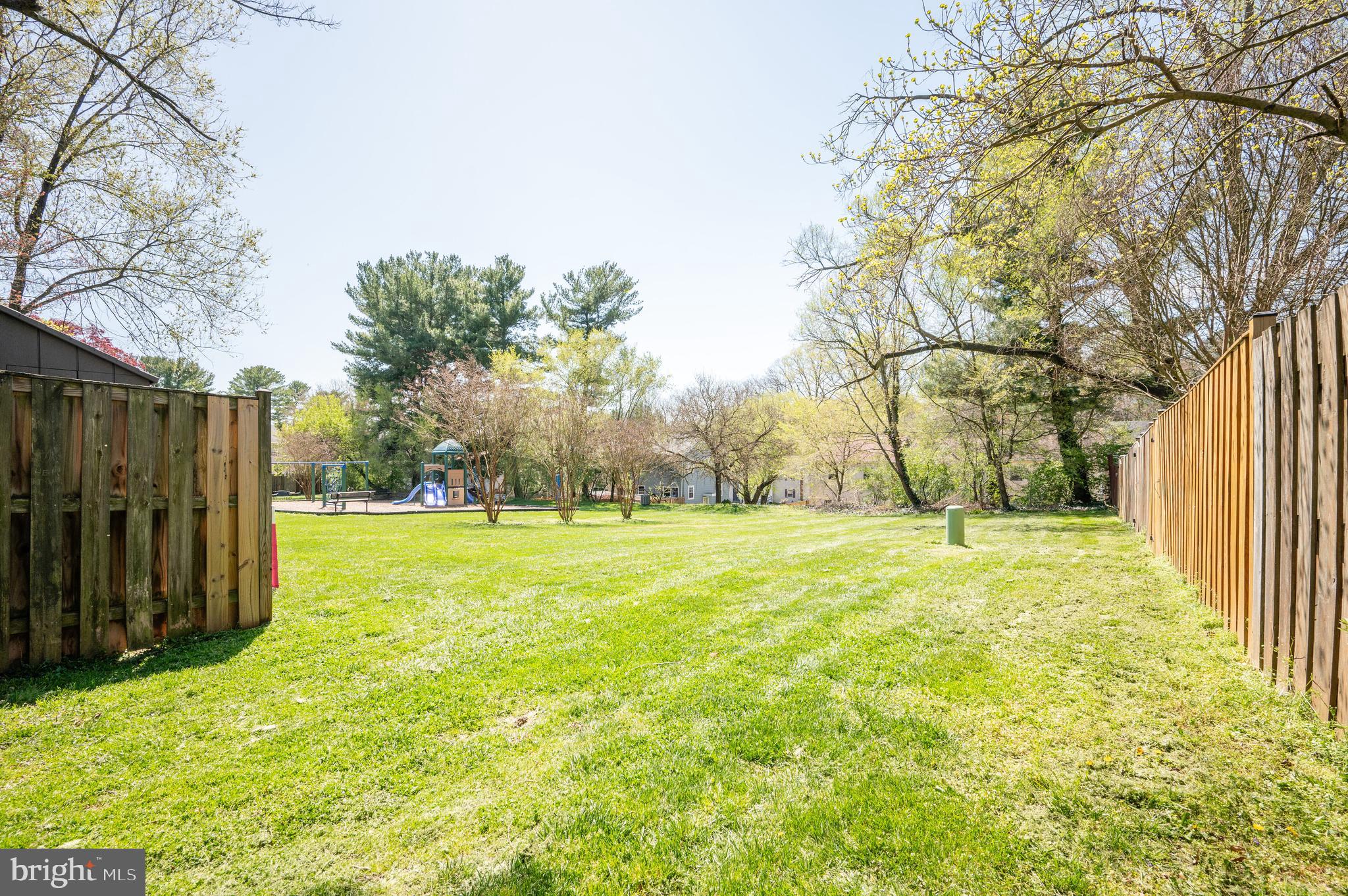 LAKE BRADDOCK - Residential