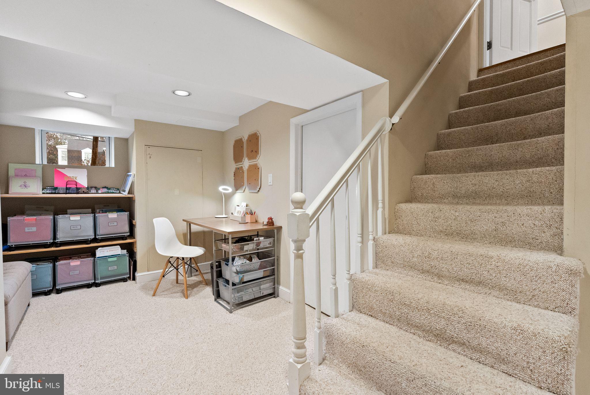 WOODACRES - Residential