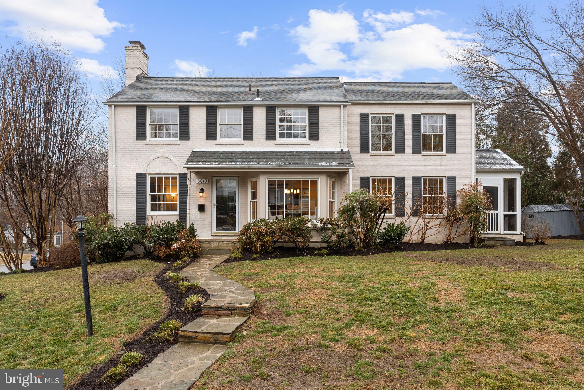 WOODACRES - Residential