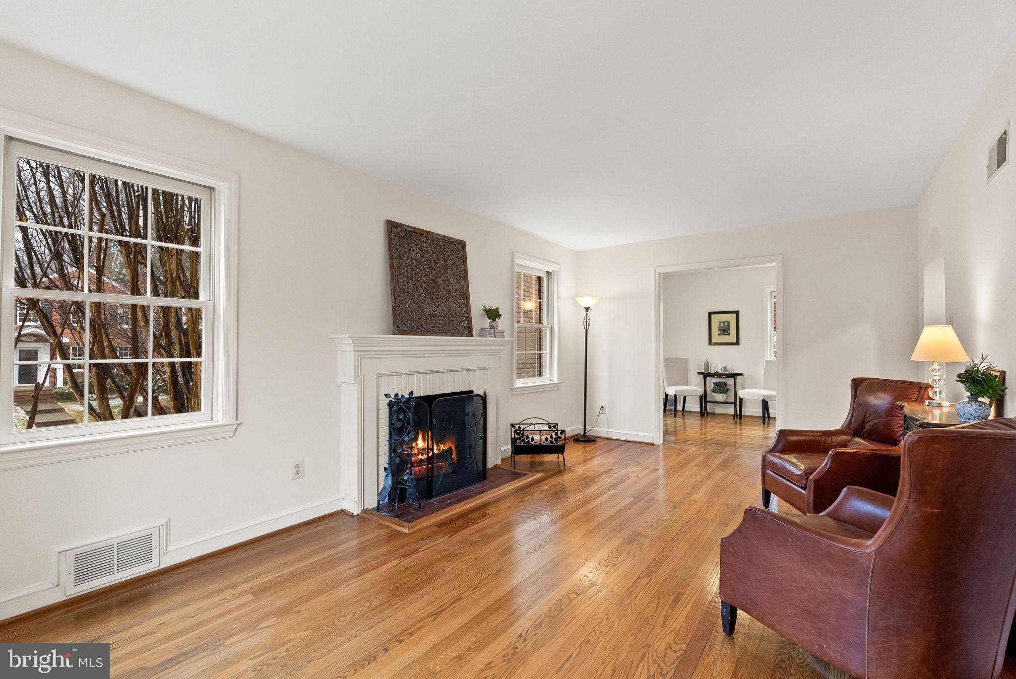 WOODACRES - Residential