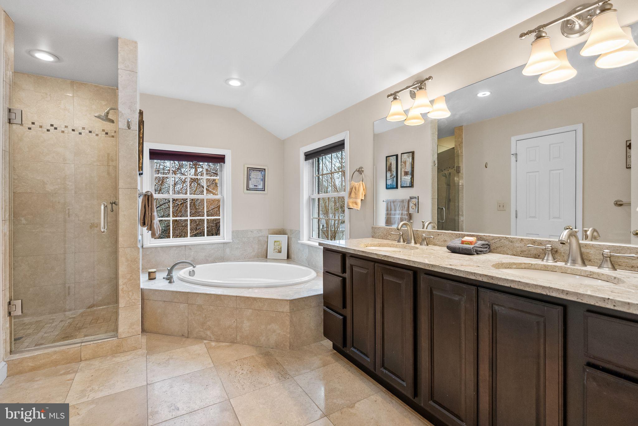 WOODACRES - Residential