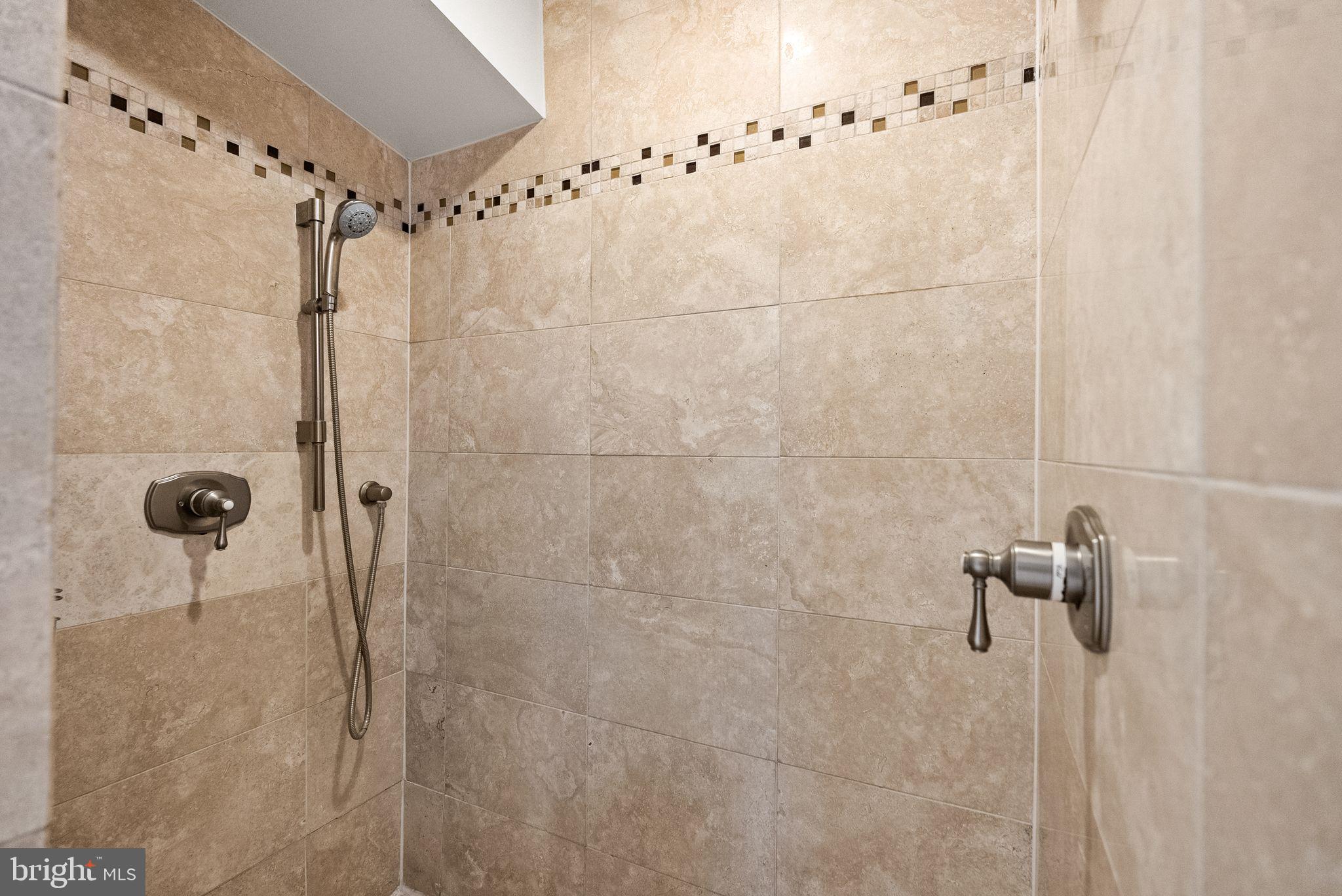 WOODACRES - Residential