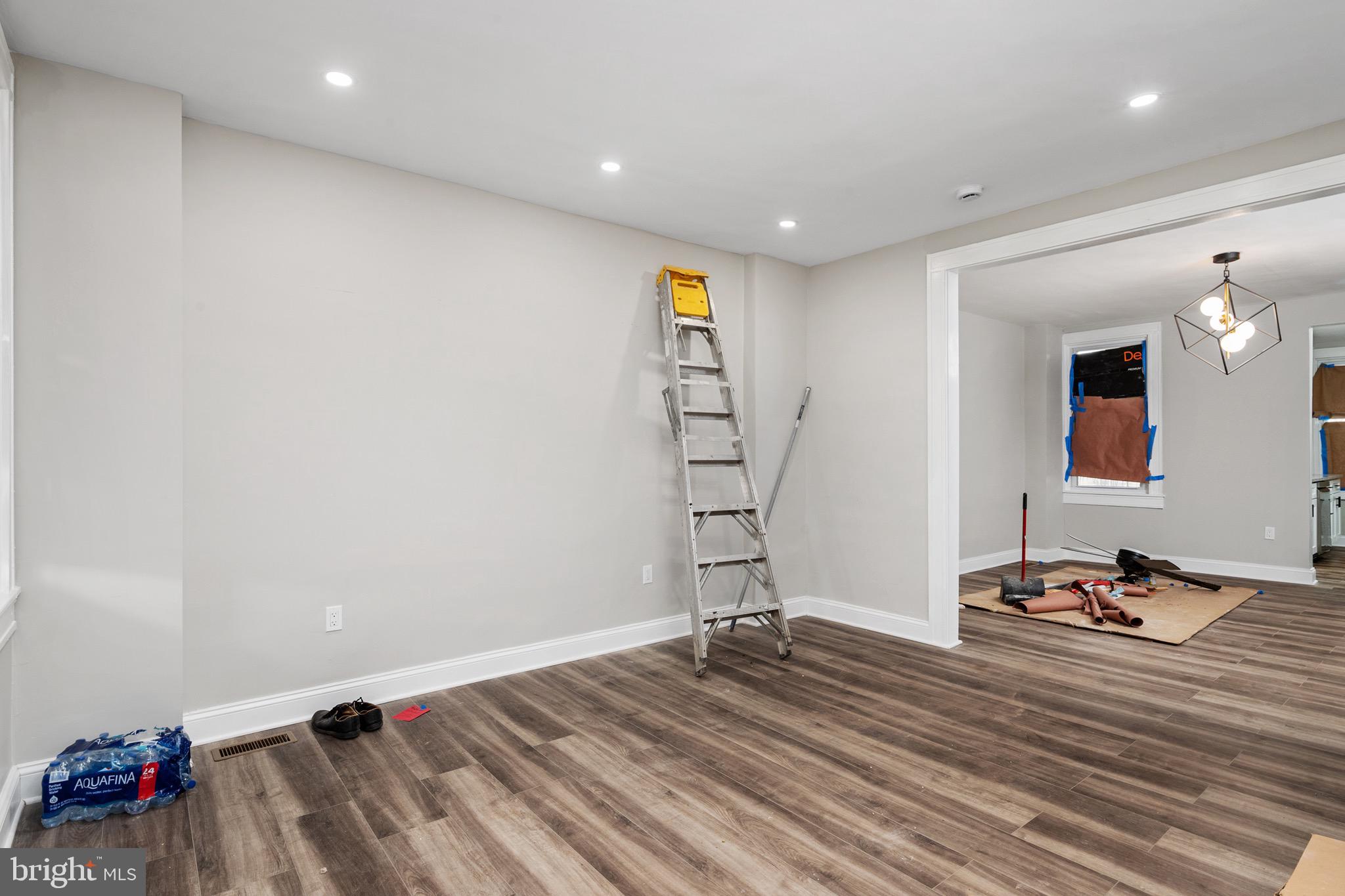 BELAIR-EDISON - Residential Lease