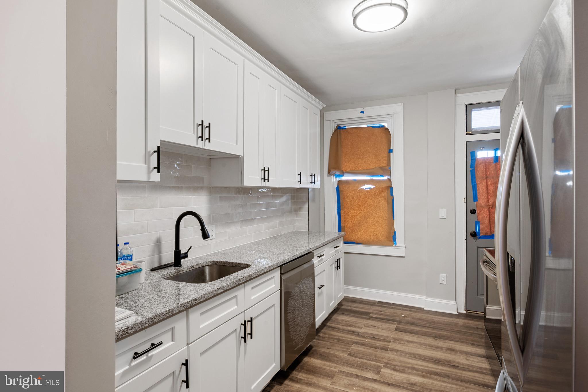 BELAIR-EDISON - Residential Lease