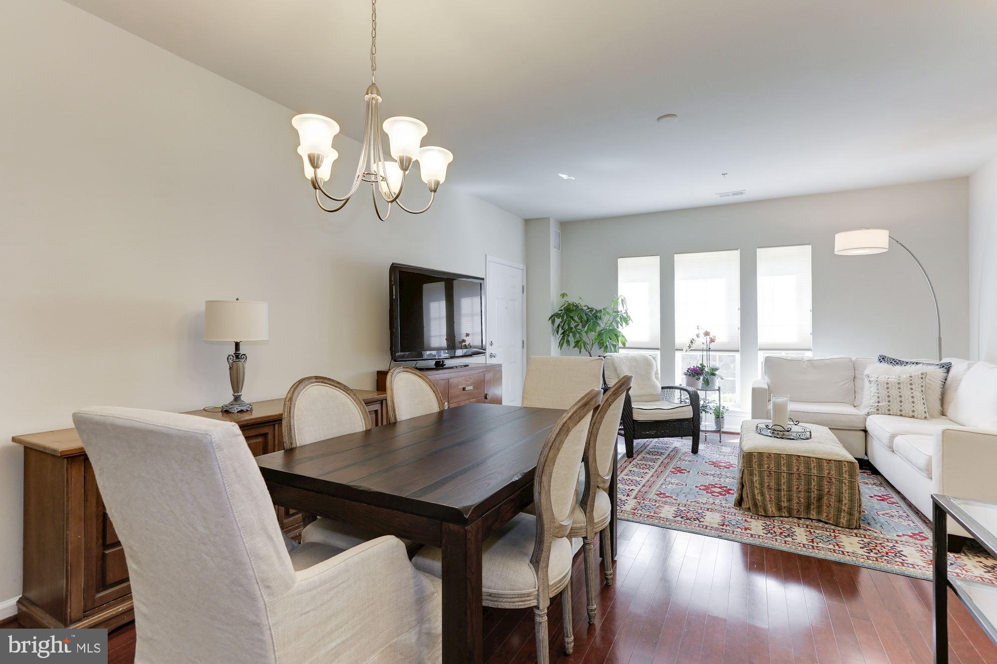 TOWNES AT GOOSE CREEK VILLAGE - Residential Lease