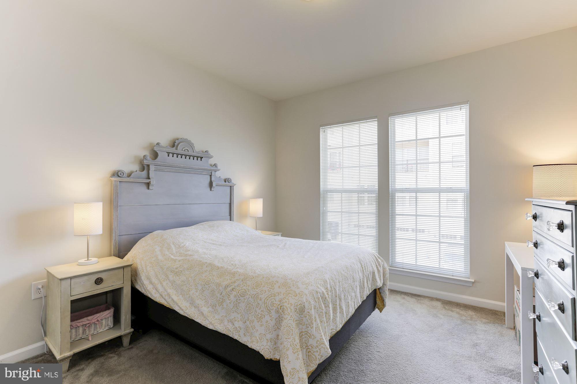 TOWNES AT GOOSE CREEK VILLAGE - Residential Lease