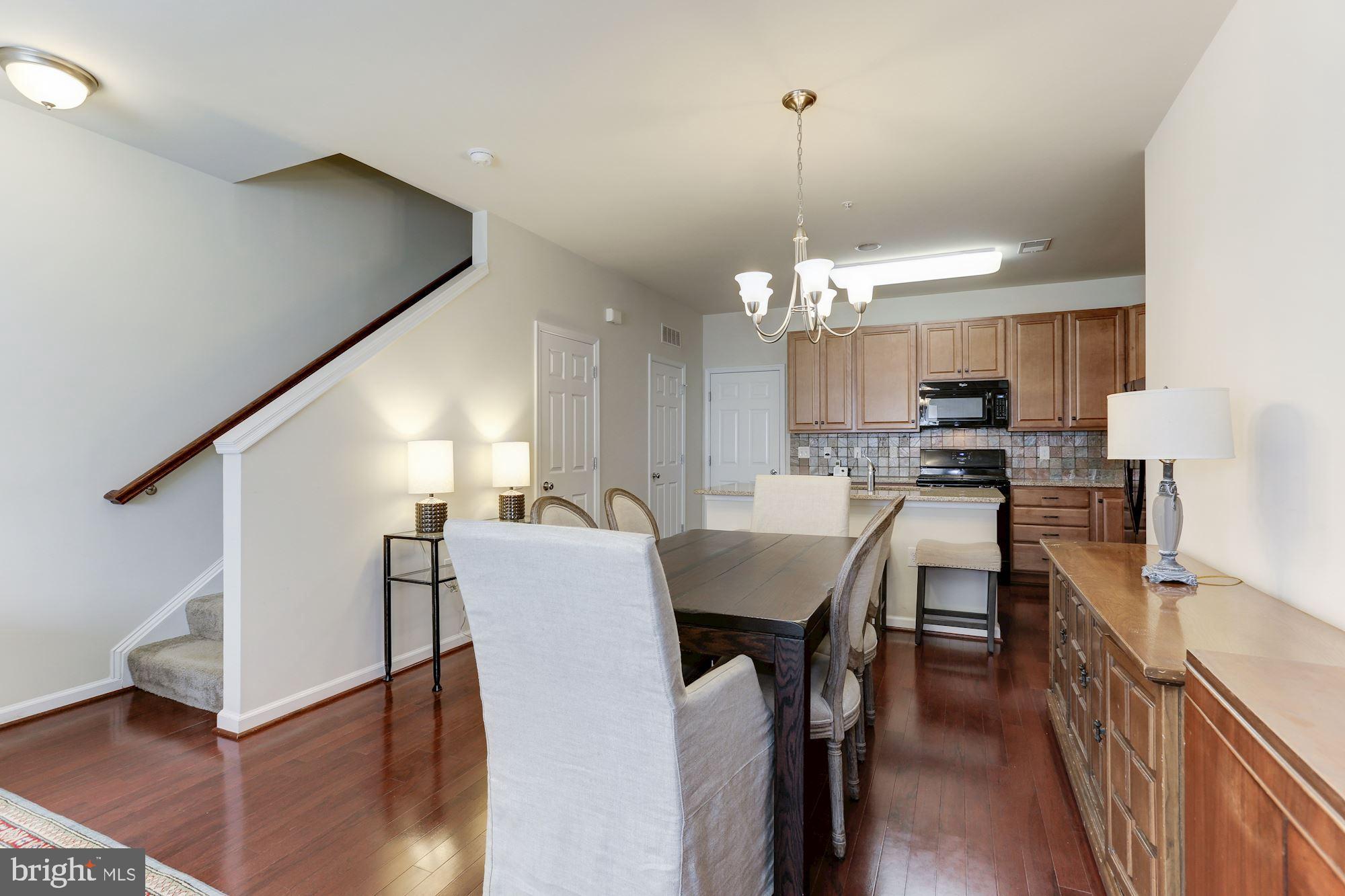 TOWNES AT GOOSE CREEK VILLAGE - Residential Lease