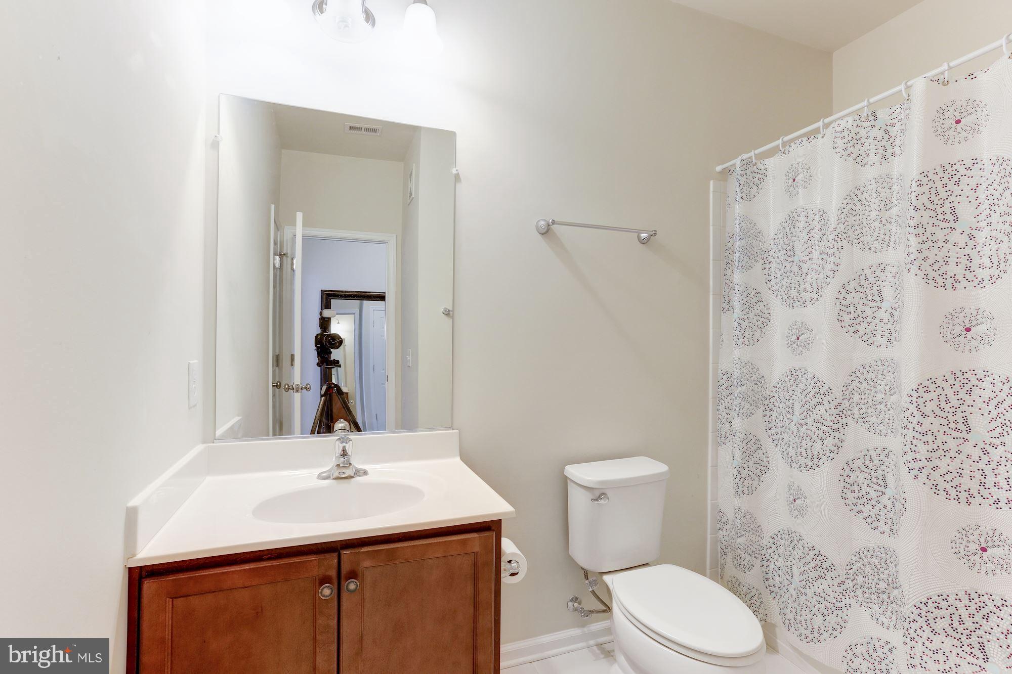 TOWNES AT GOOSE CREEK VILLAGE - Residential Lease