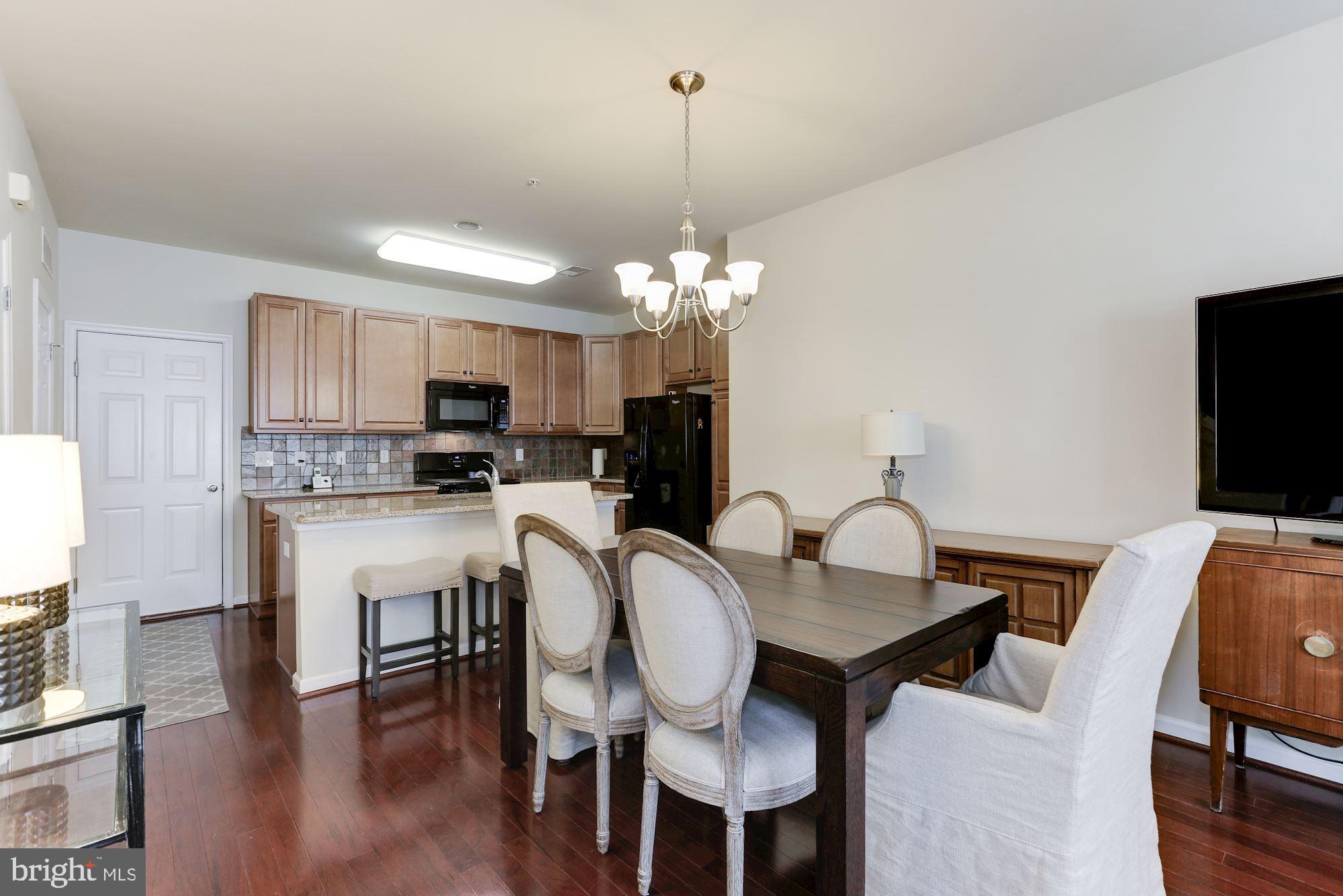 TOWNES AT GOOSE CREEK VILLAGE - Residential Lease