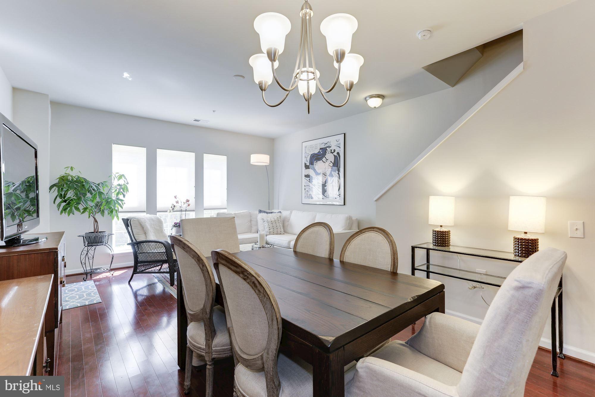 TOWNES AT GOOSE CREEK VILLAGE - Residential Lease