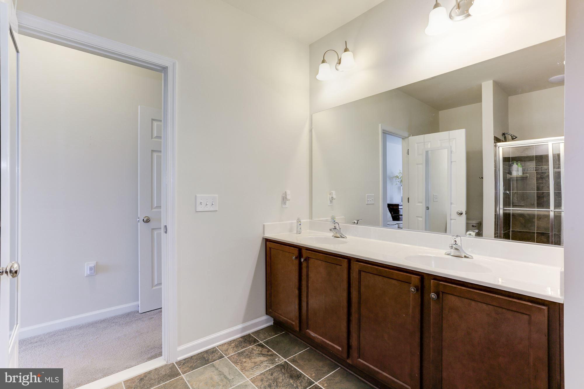 TOWNES AT GOOSE CREEK VILLAGE - Residential Lease