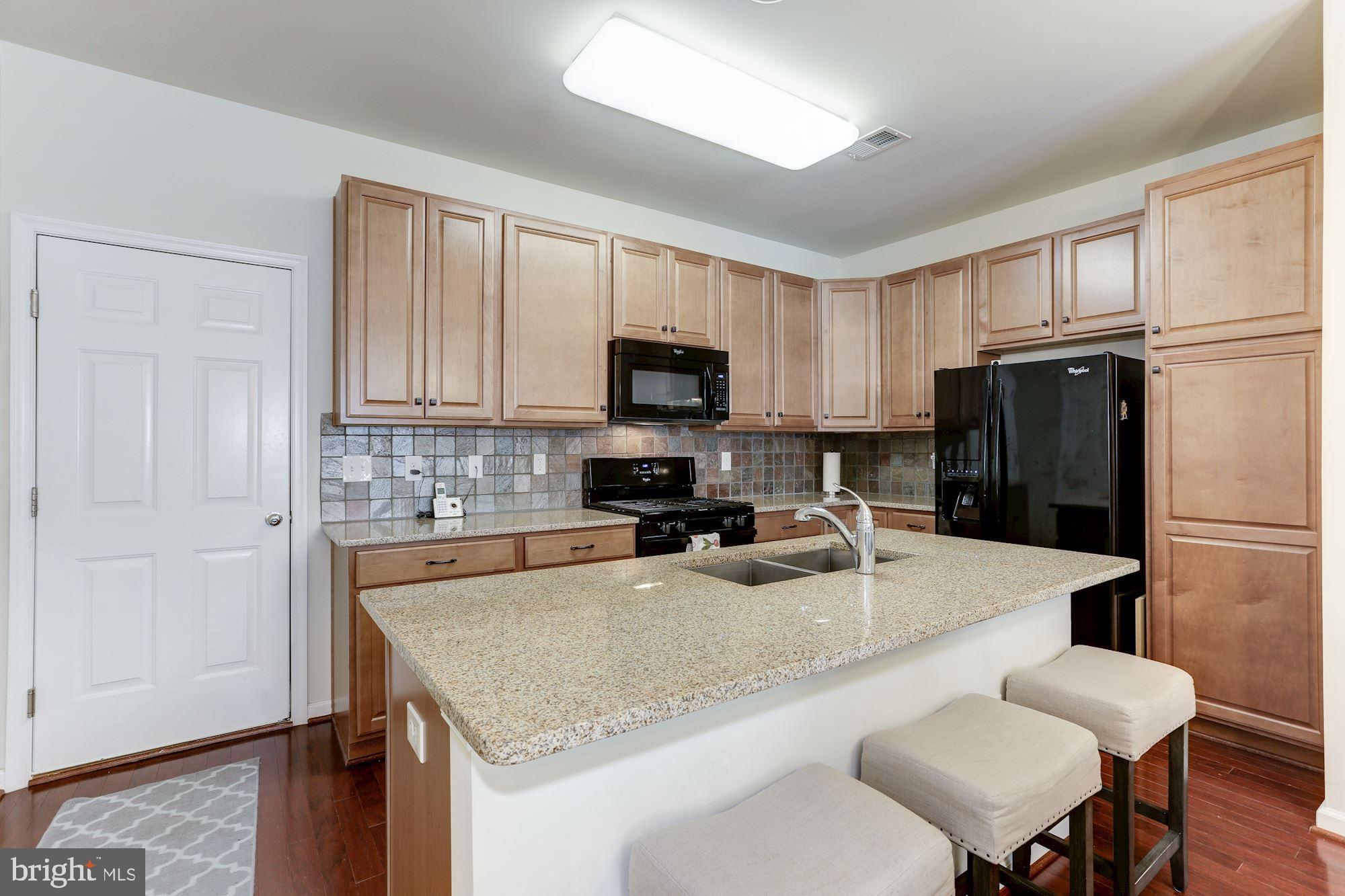 TOWNES AT GOOSE CREEK VILLAGE - Residential Lease