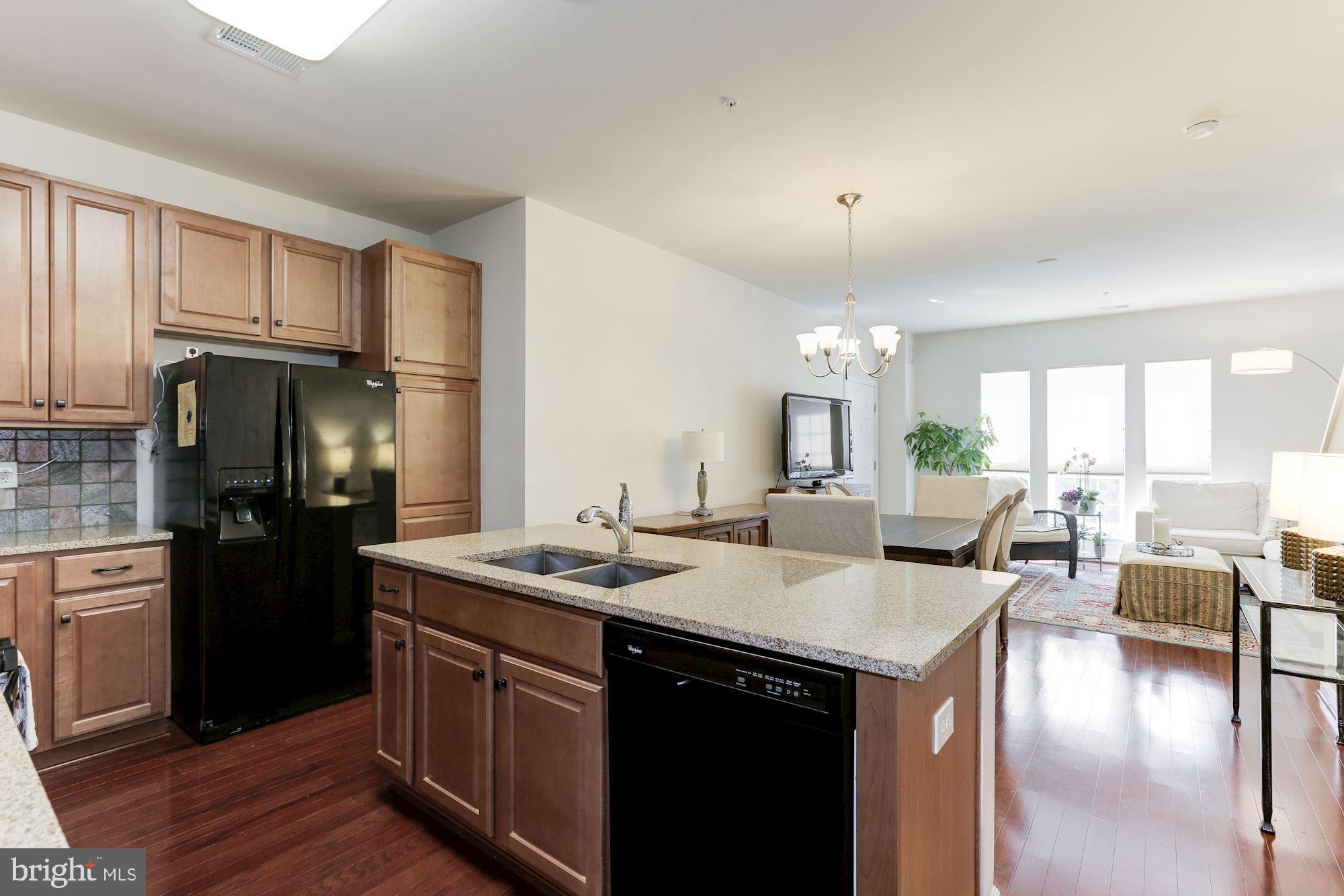 TOWNES AT GOOSE CREEK VILLAGE - Residential Lease