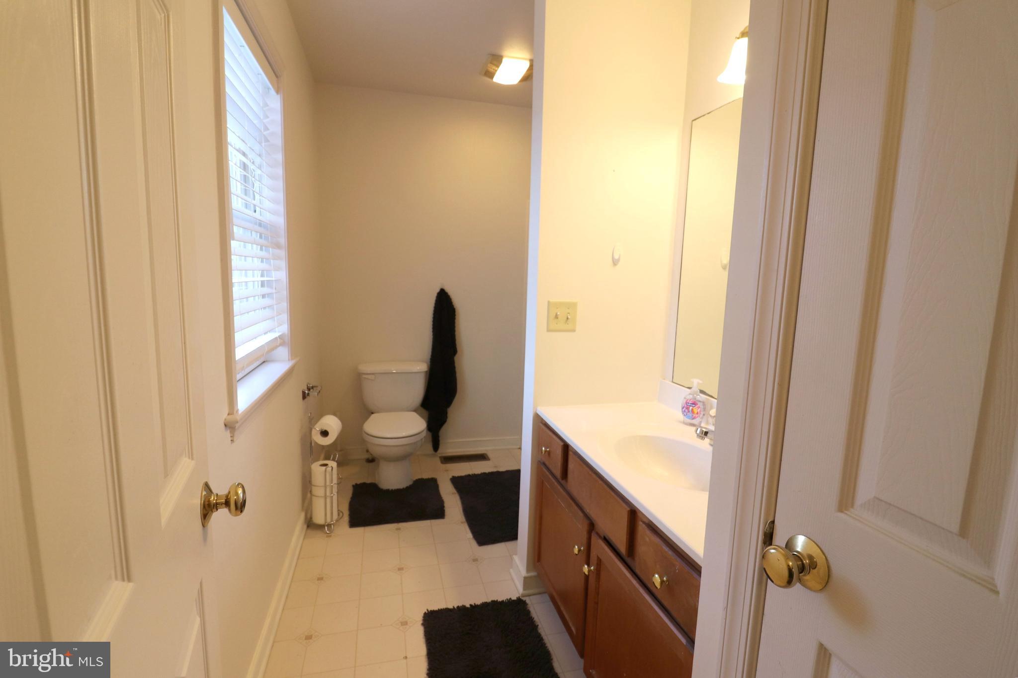 NEWPORT SQUARE - Residential