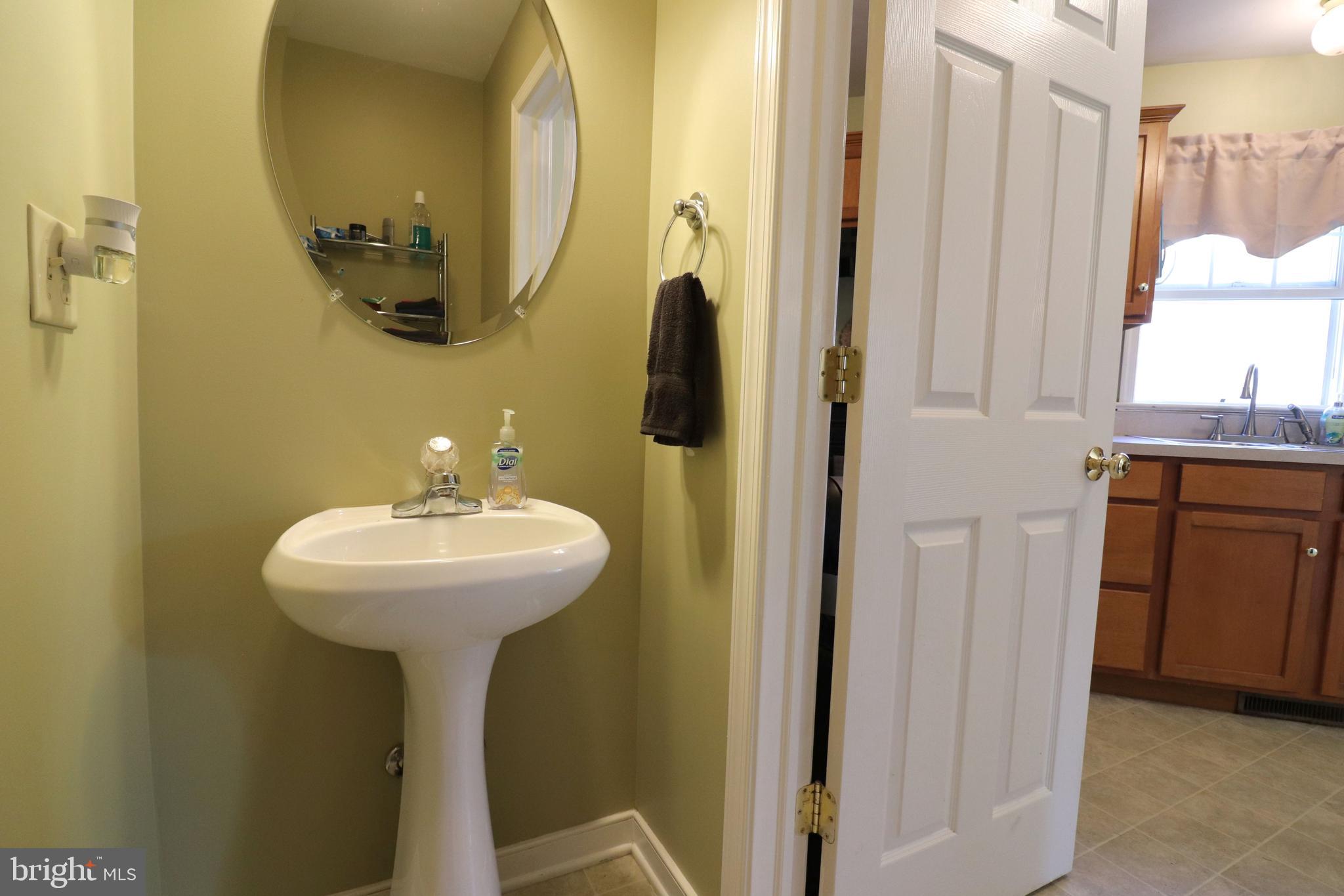 NEWPORT SQUARE - Residential