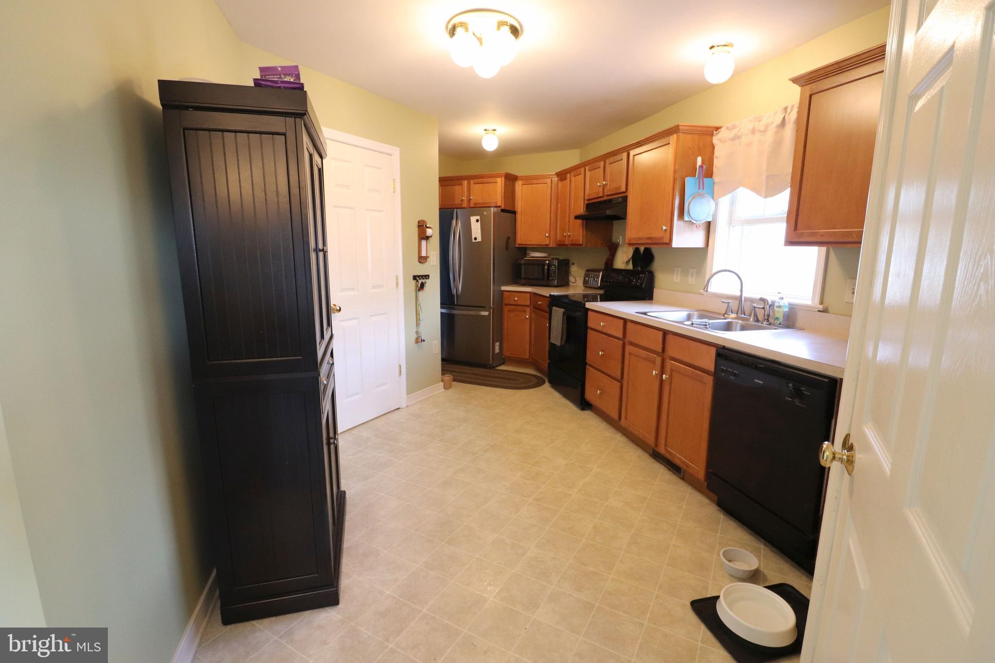 NEWPORT SQUARE - Residential