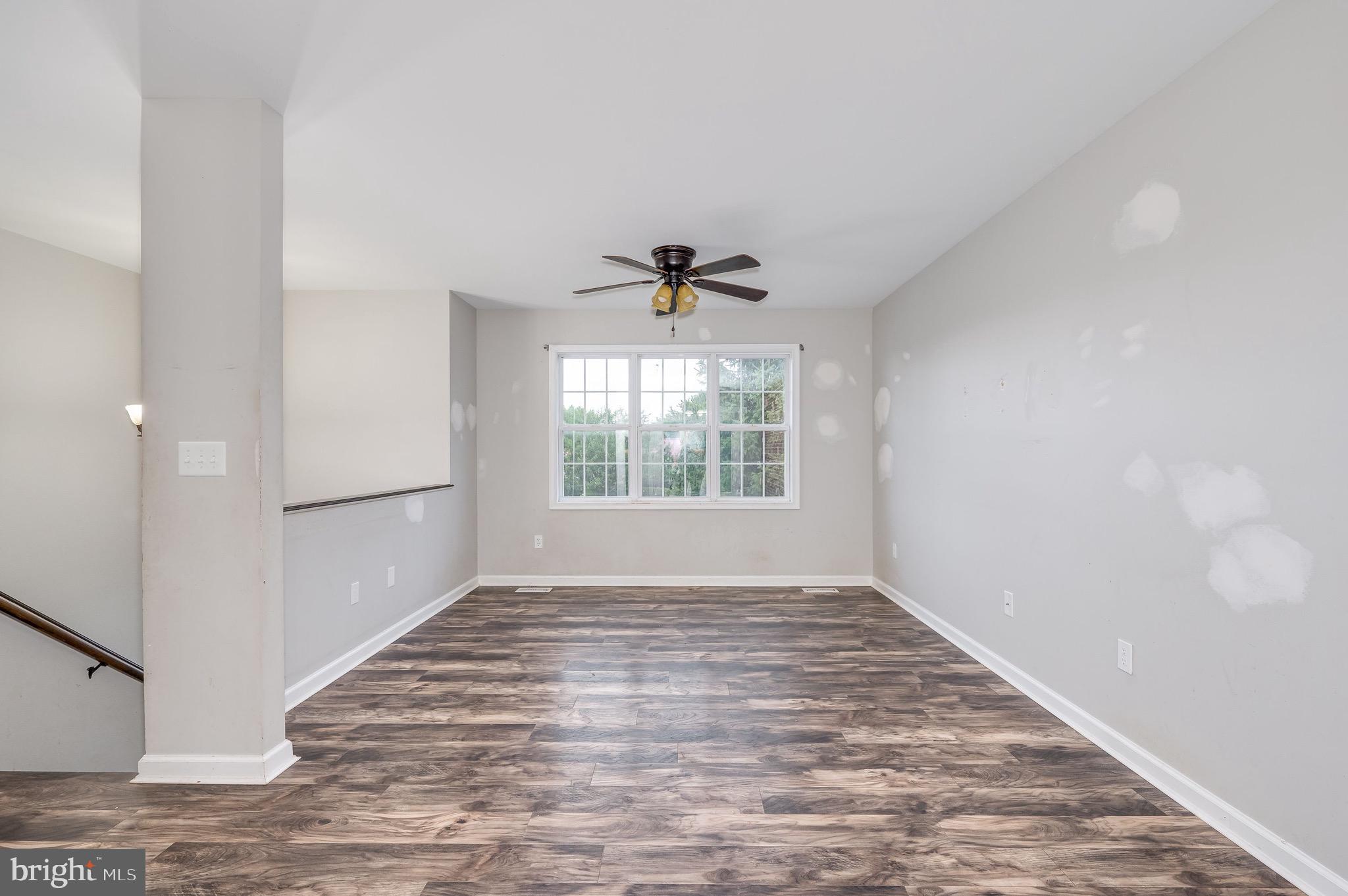 FORT HILL FARMS - Residential