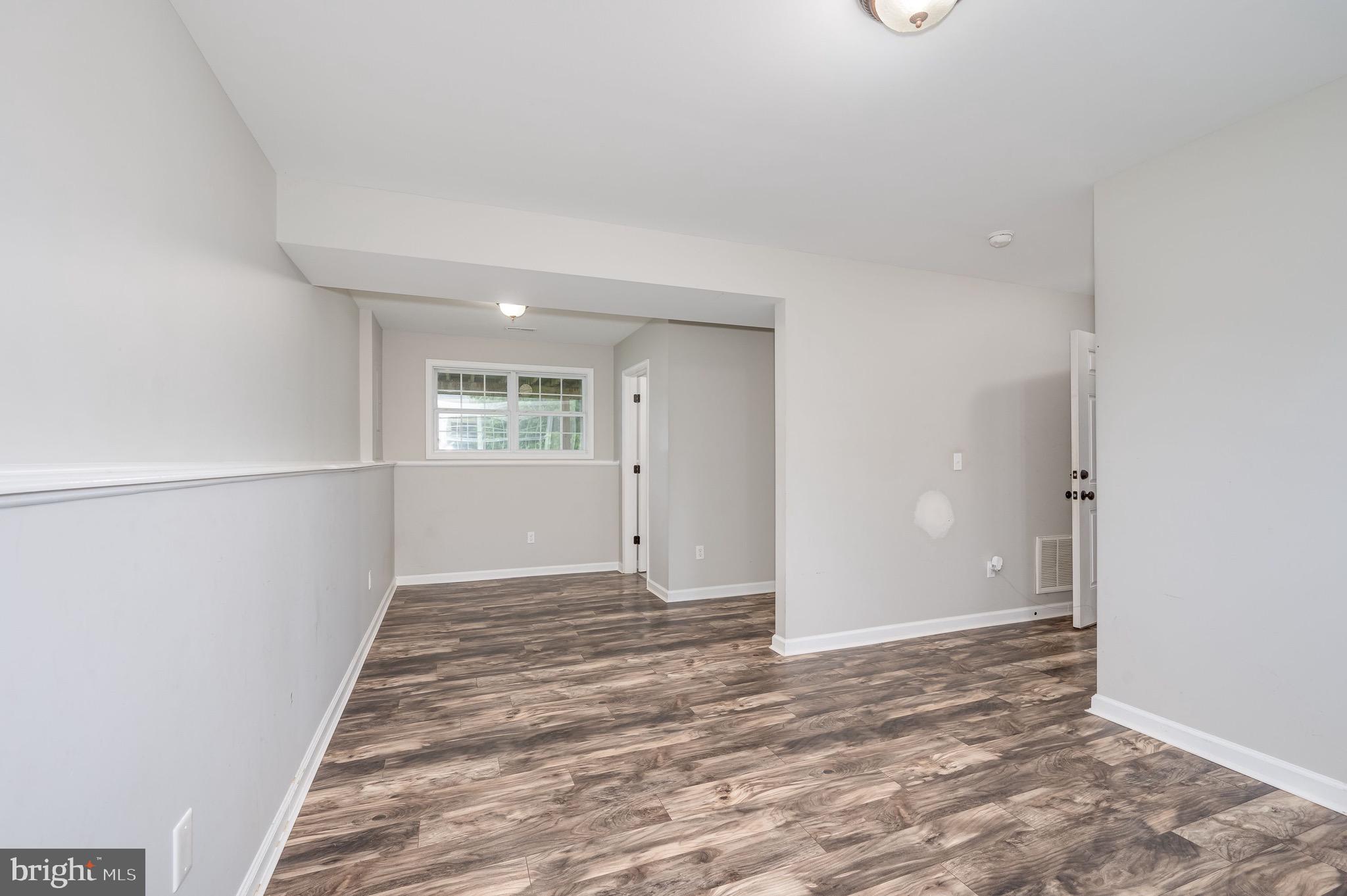 FORT HILL FARMS - Residential