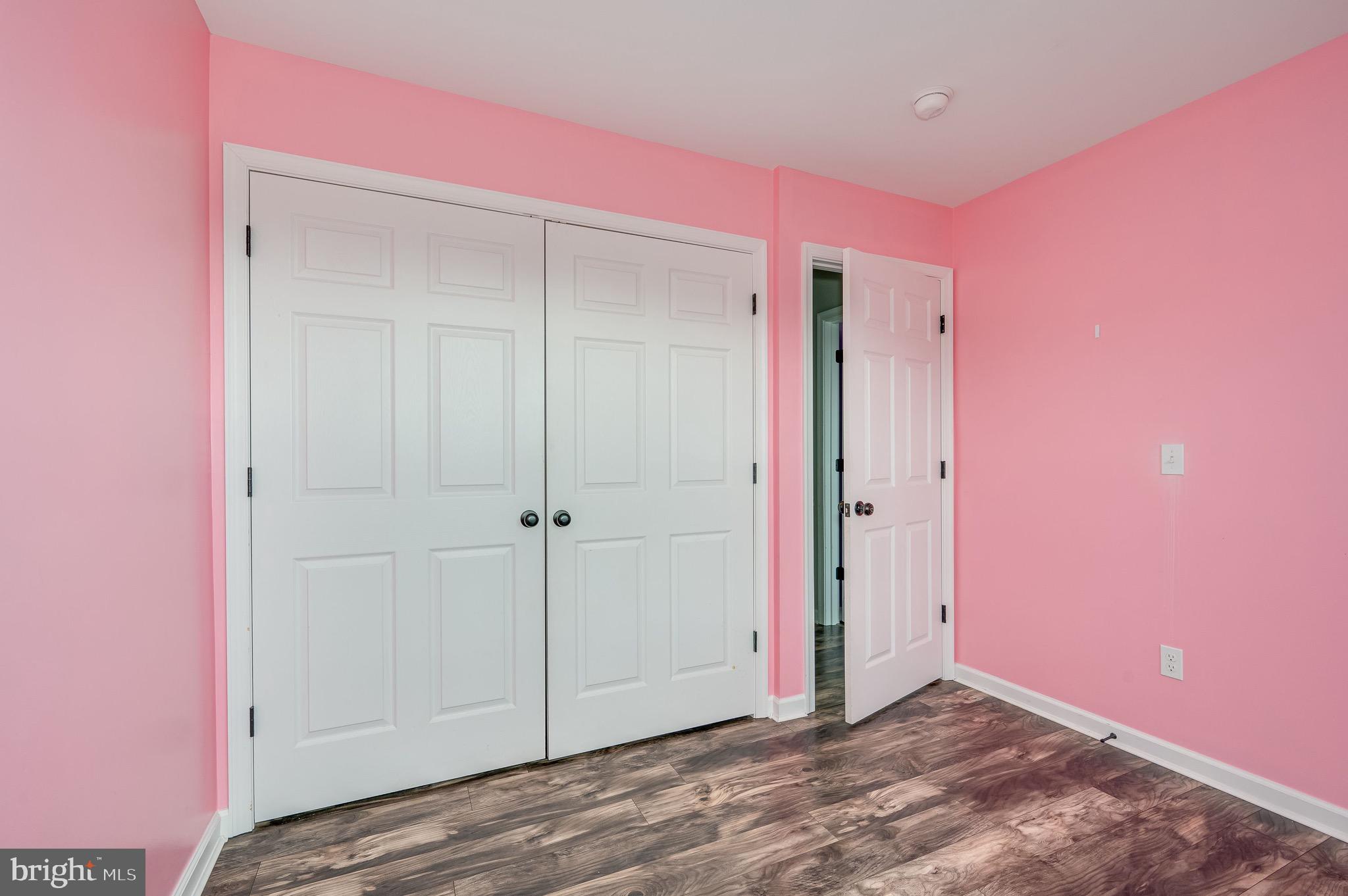 FORT HILL FARMS - Residential