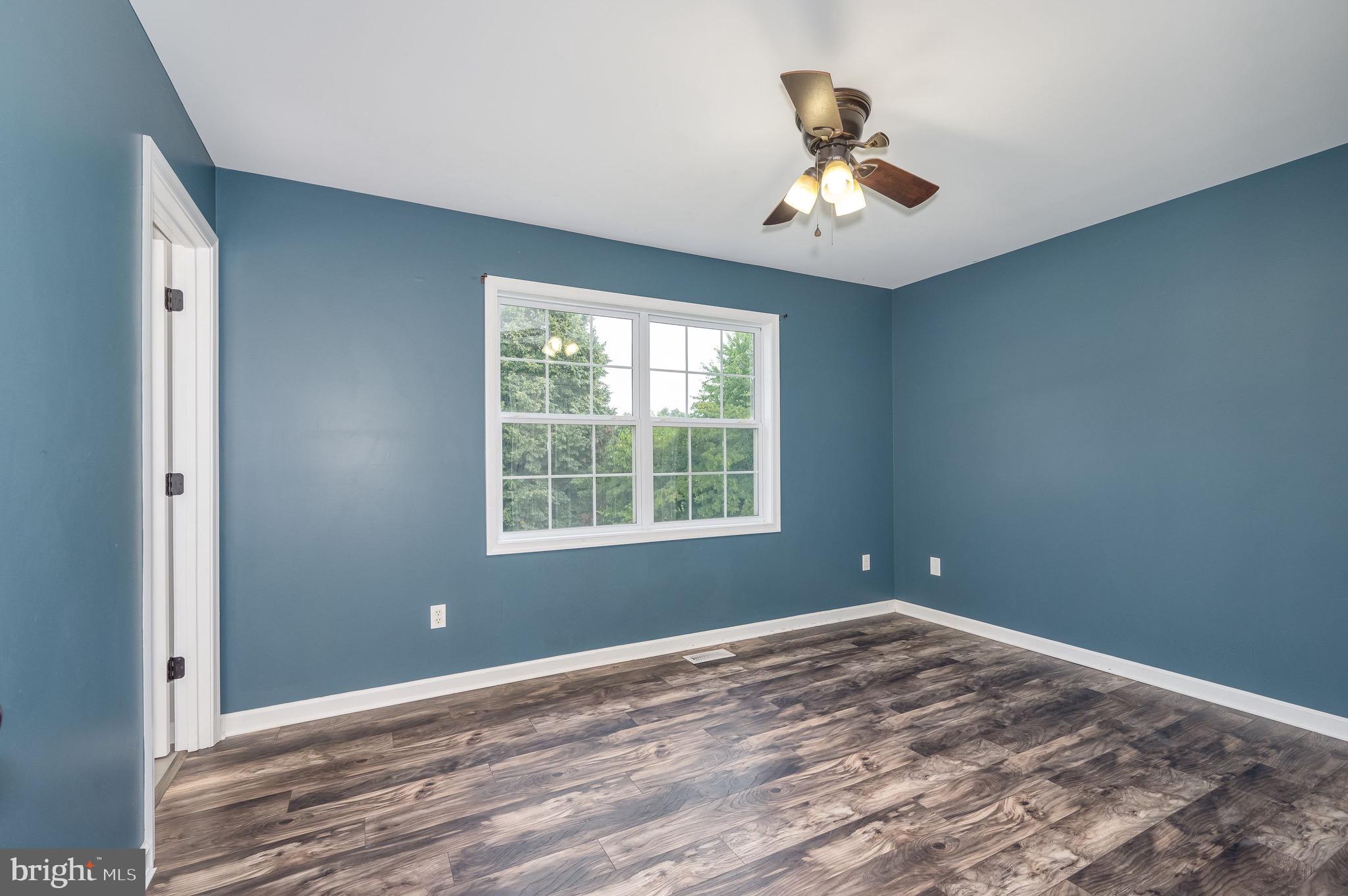 FORT HILL FARMS - Residential