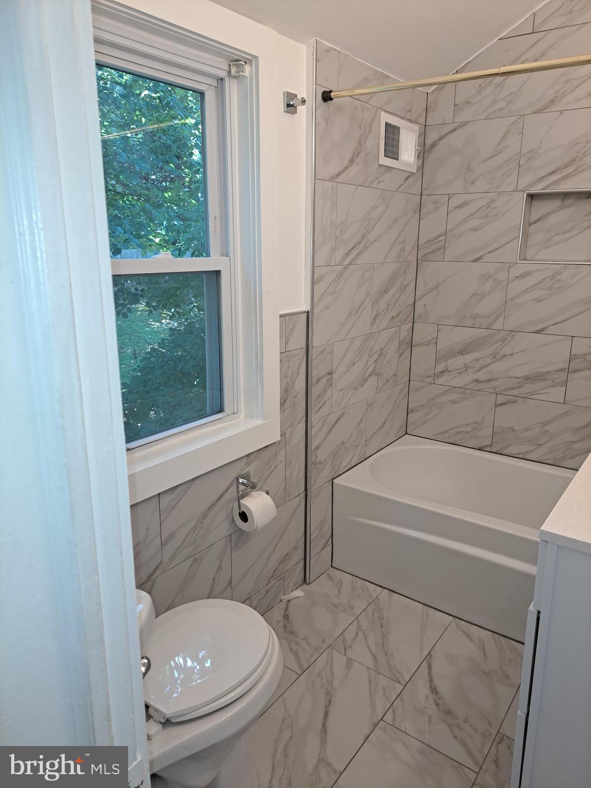 ROSEMARY HILLS - Residential Lease