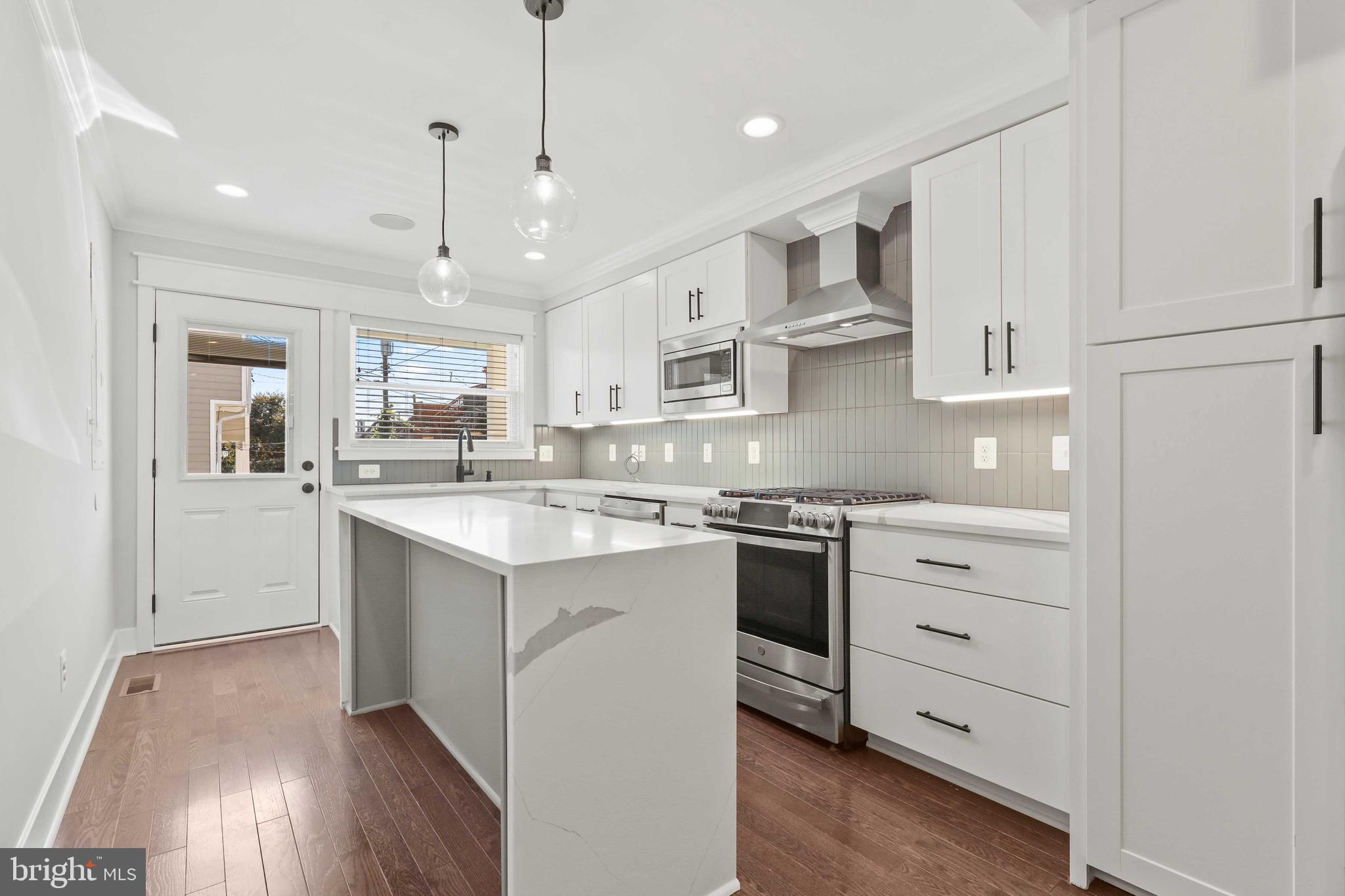 CANTON - Residential