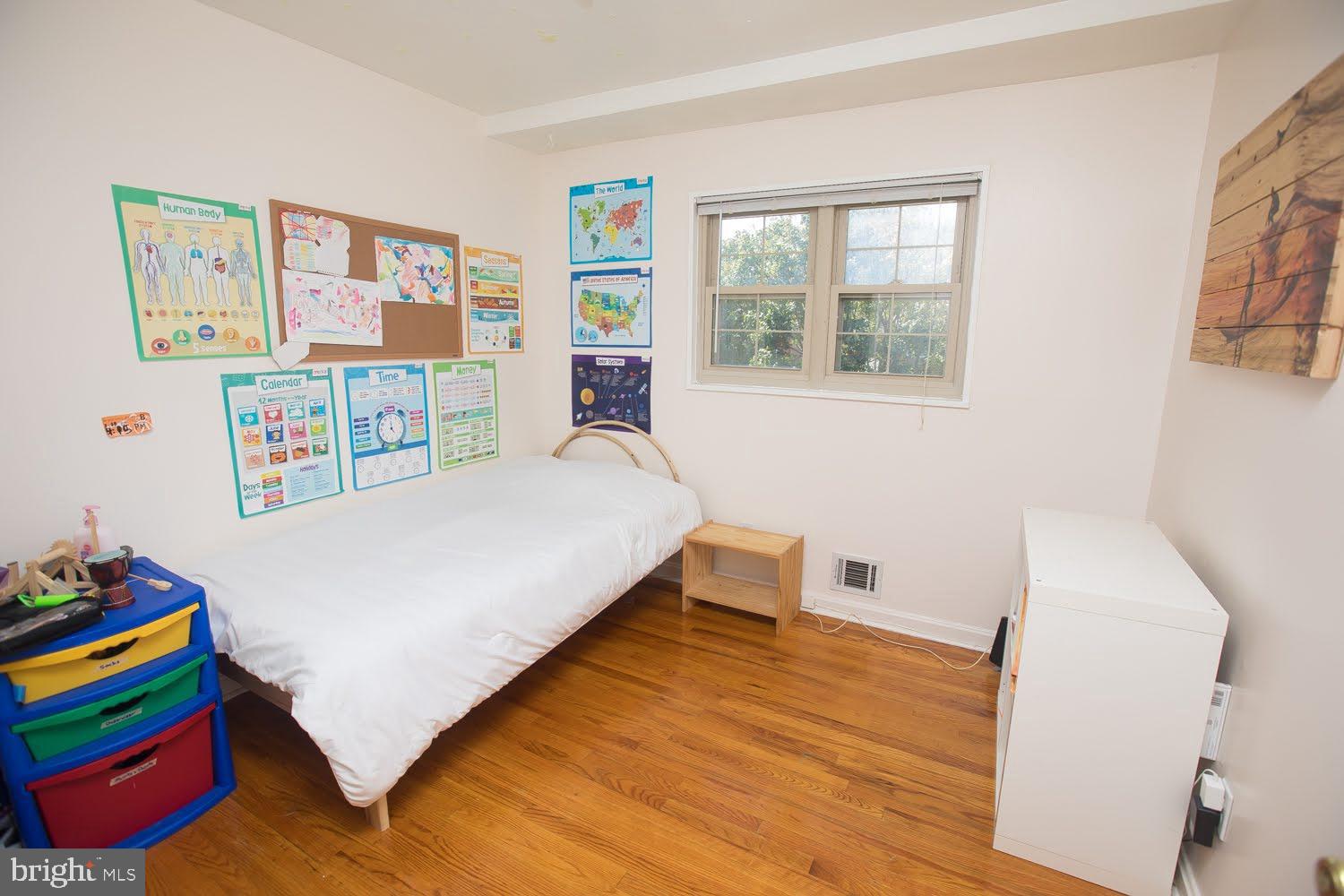 WHEATON OUT RES. (2) - Residential Lease