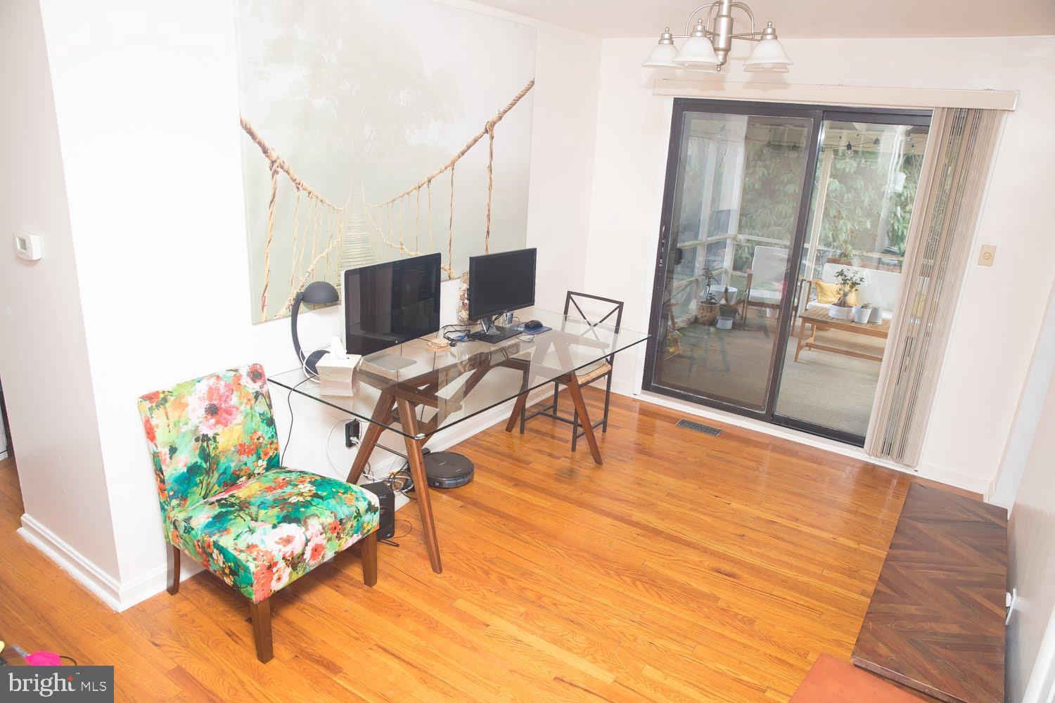 WHEATON OUT RES. (2) - Residential Lease