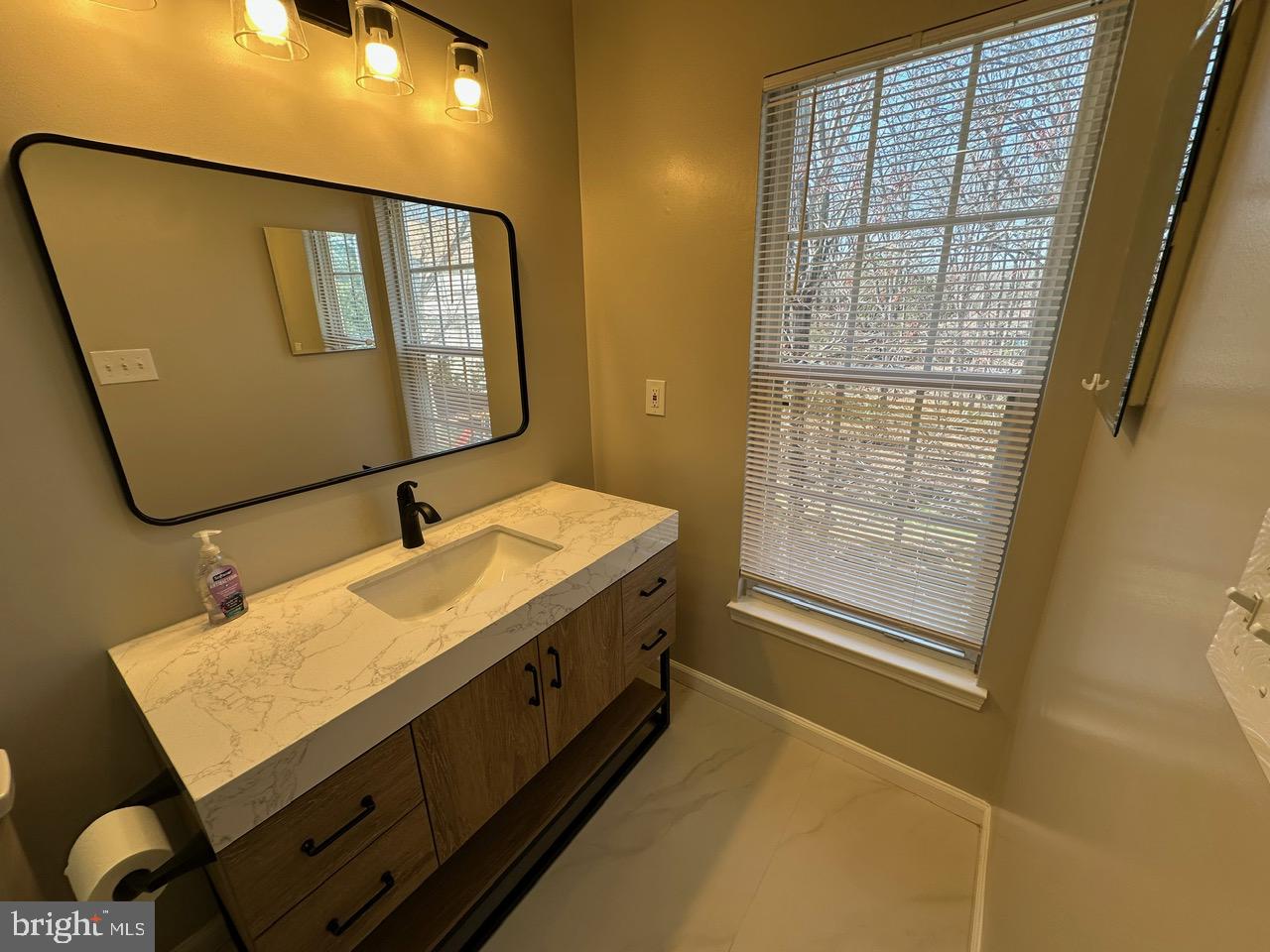 CONFEDERATE RIDGE - Residential Lease