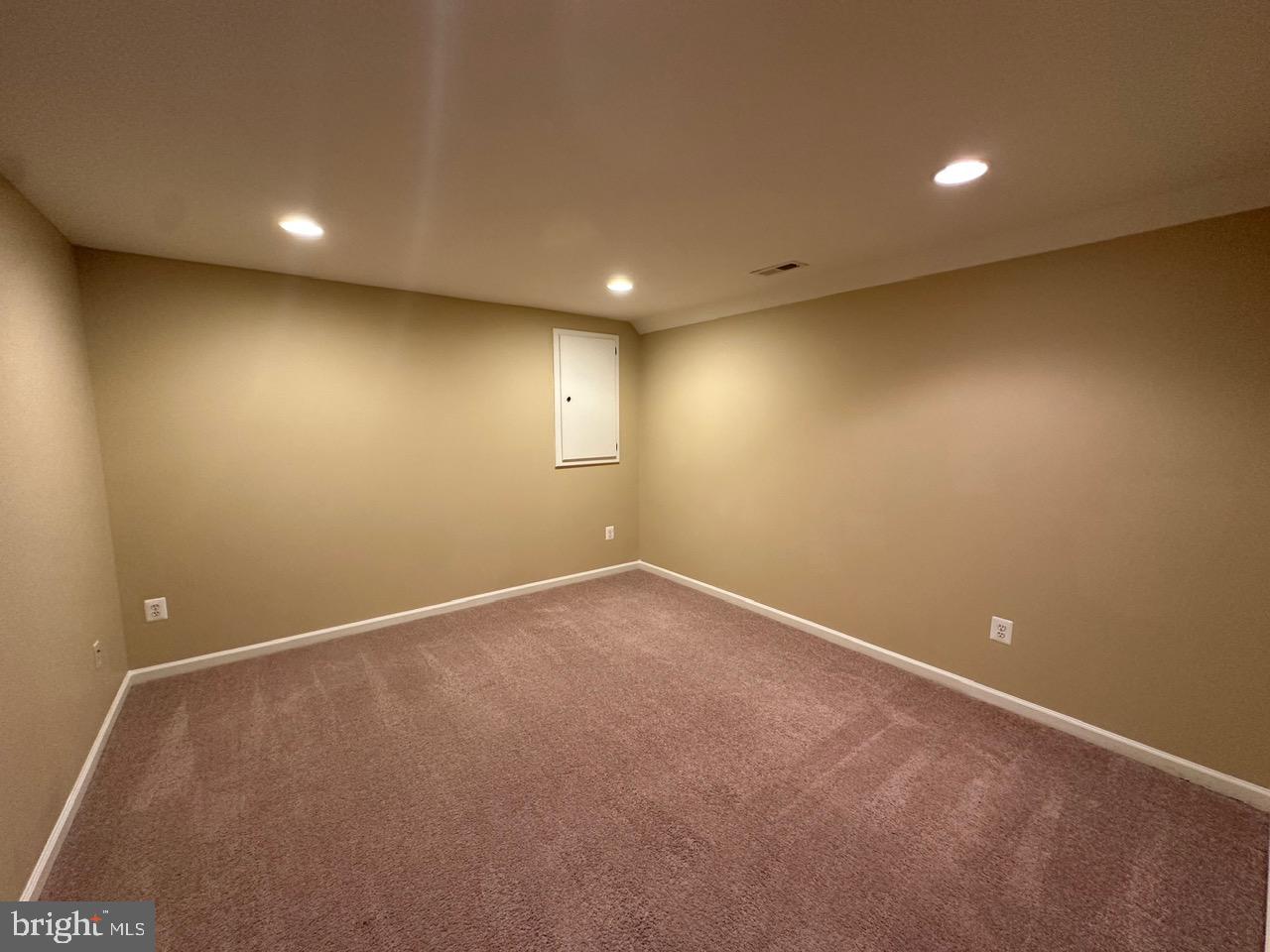 CONFEDERATE RIDGE - Residential Lease