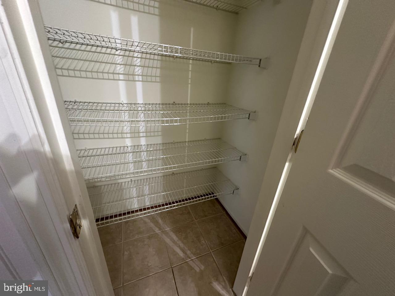 CONFEDERATE RIDGE - Residential Lease