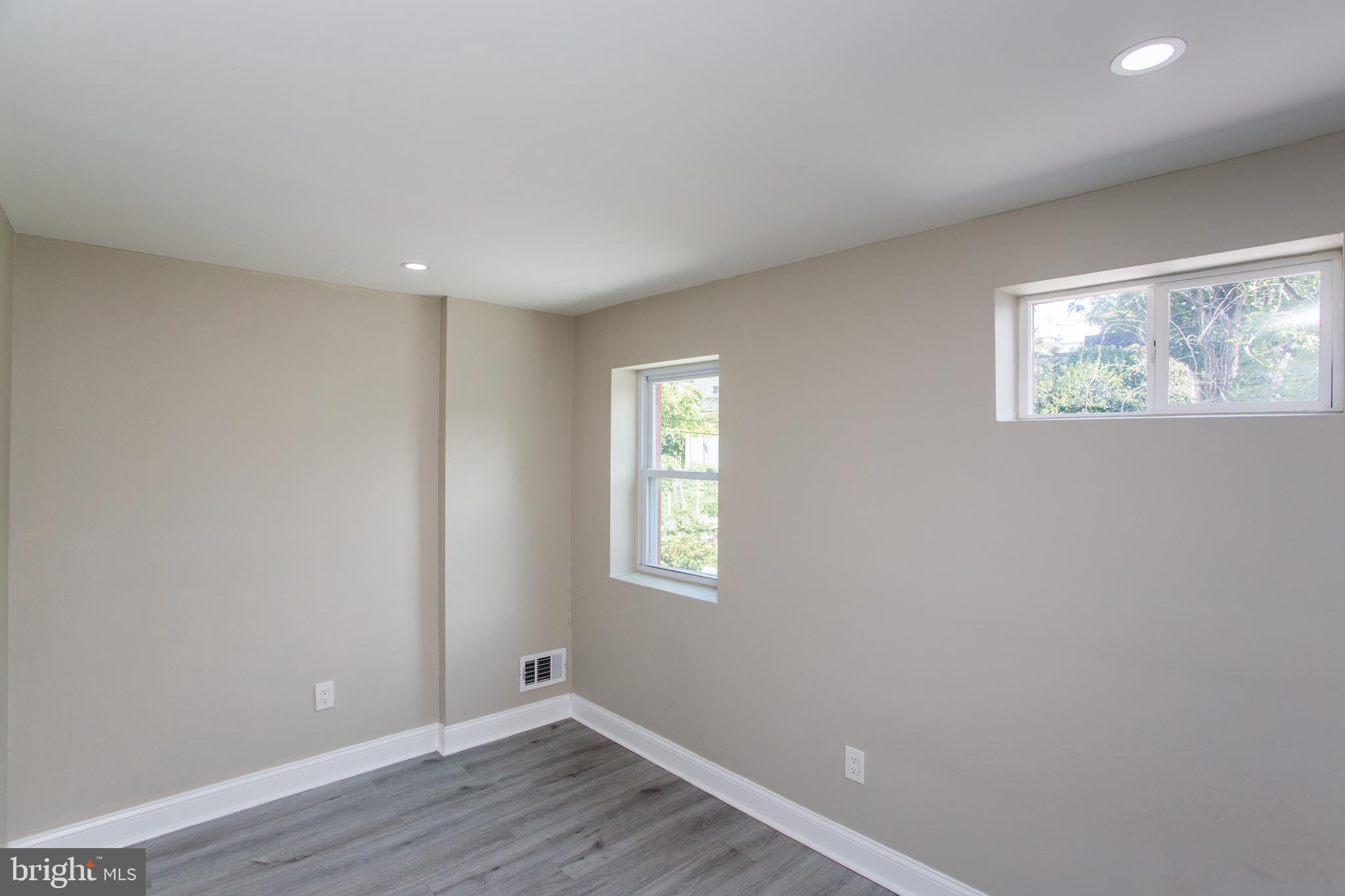 FRANKFORD - Residential