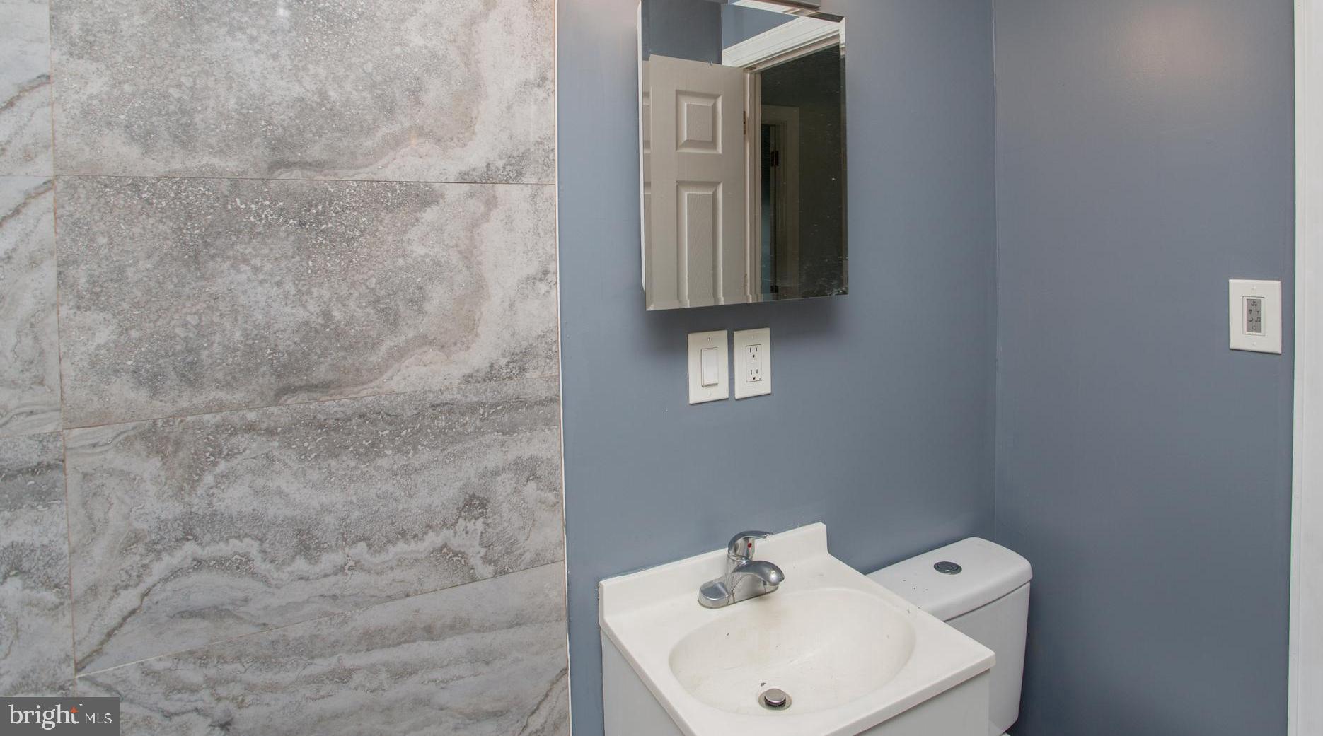 FRANKFORD - Residential