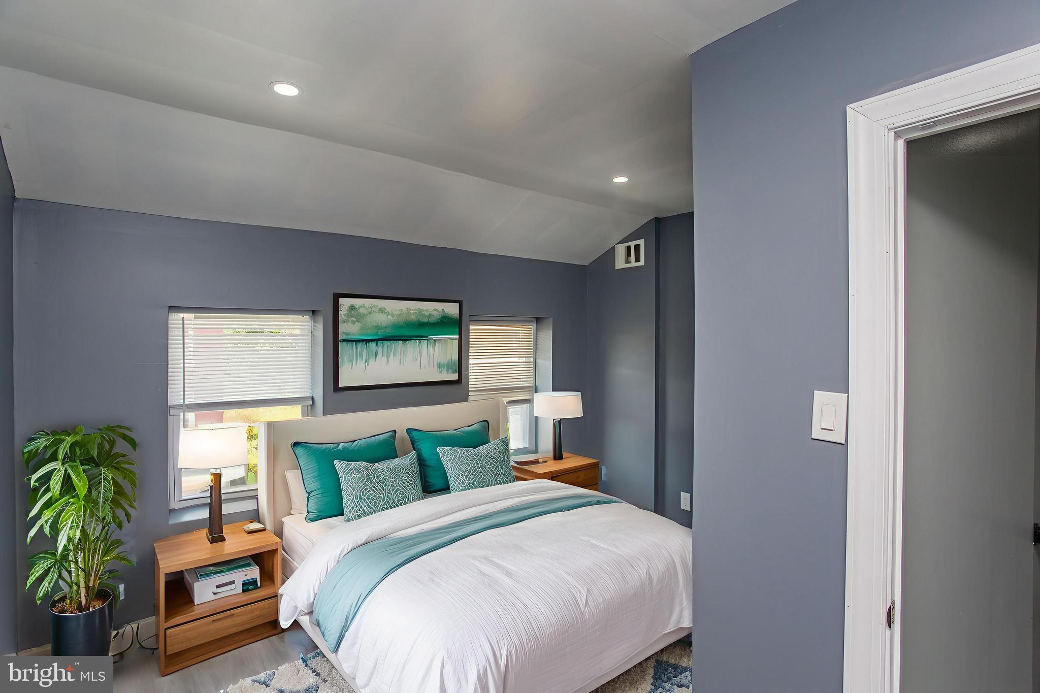 FRANKFORD - Residential