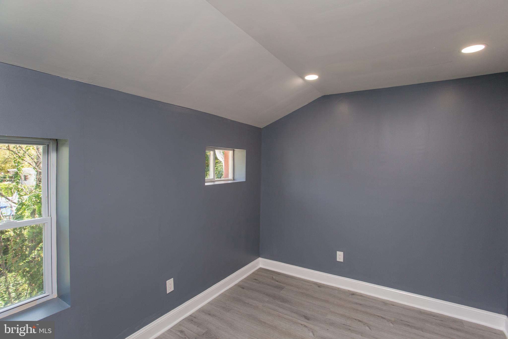 FRANKFORD - Residential