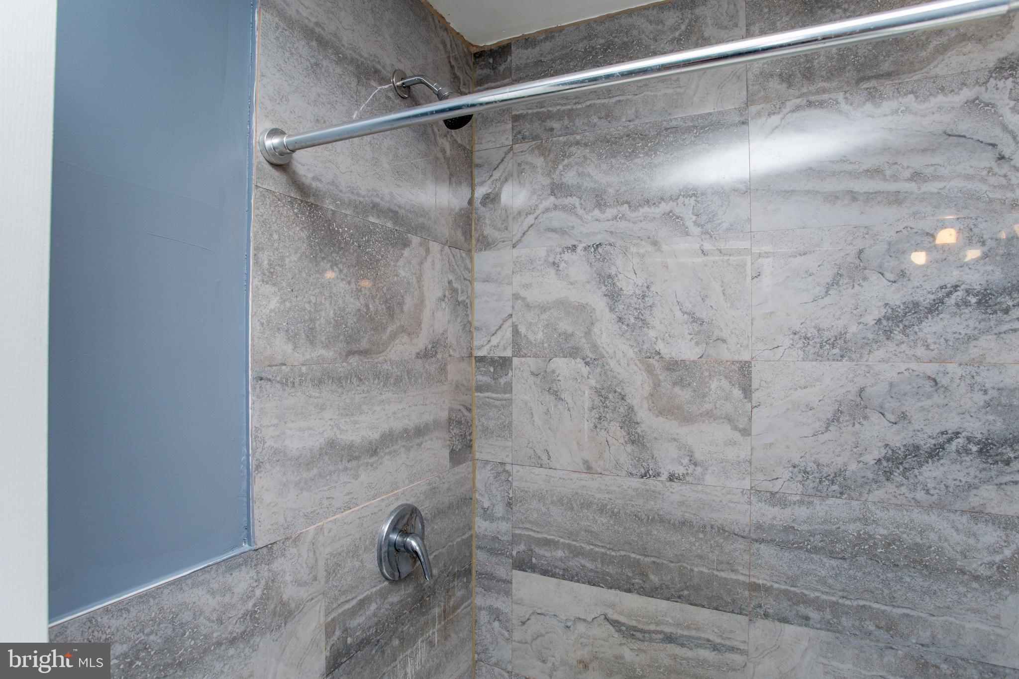 FRANKFORD - Residential