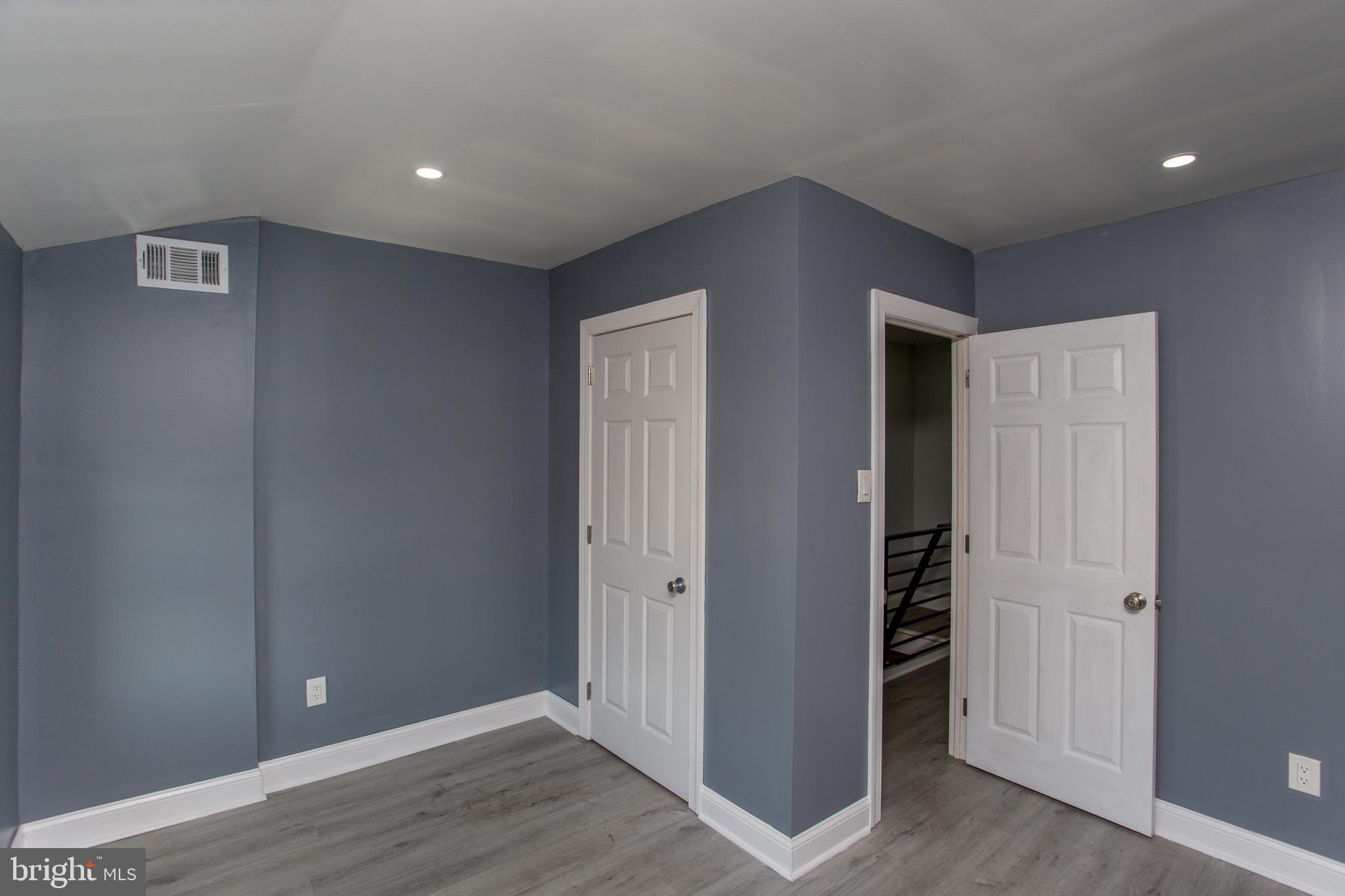 FRANKFORD - Residential